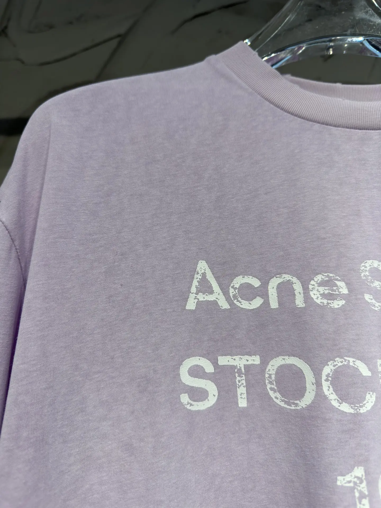 1996 Logo Distressed Long-Sleeve T-Shirt D15023013 — view 2