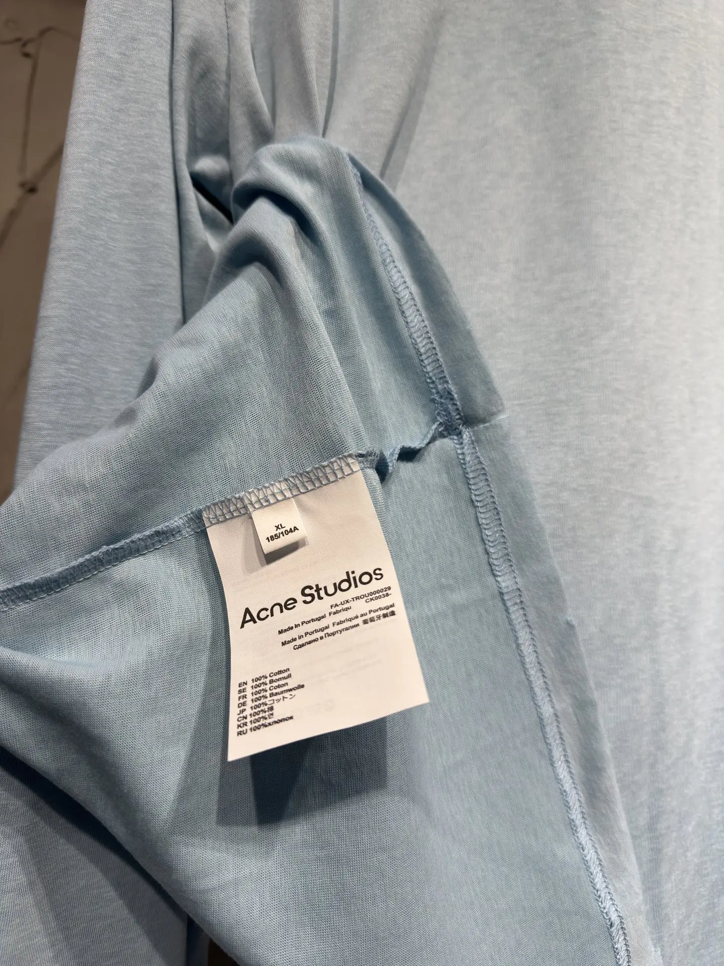 1996 Distressed Long-Sleeve Logo T-Shirt D15023018 — view 12