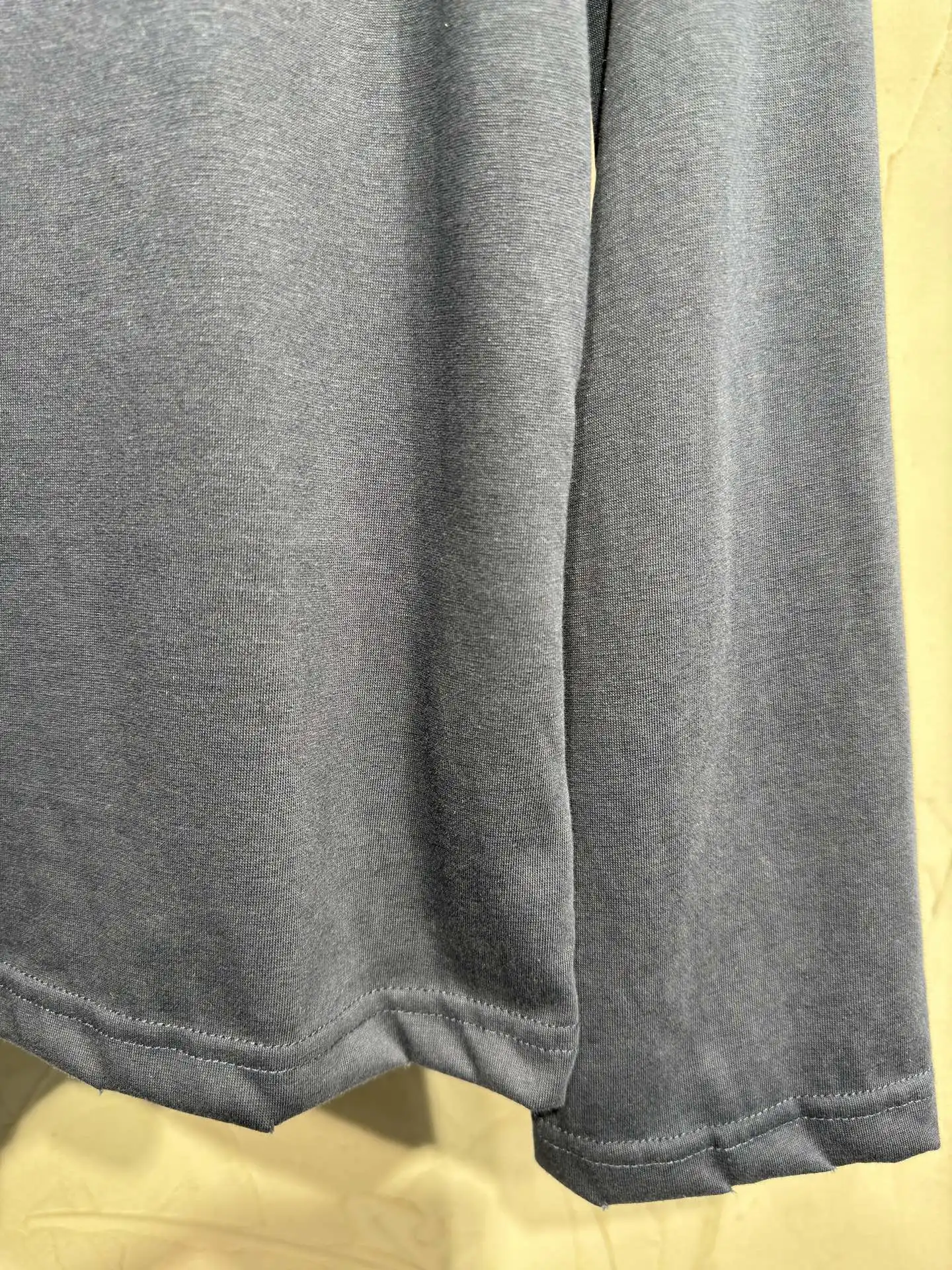 1996 Logo Distressed Long-Sleeve T-Shirt D15023012 — view 6