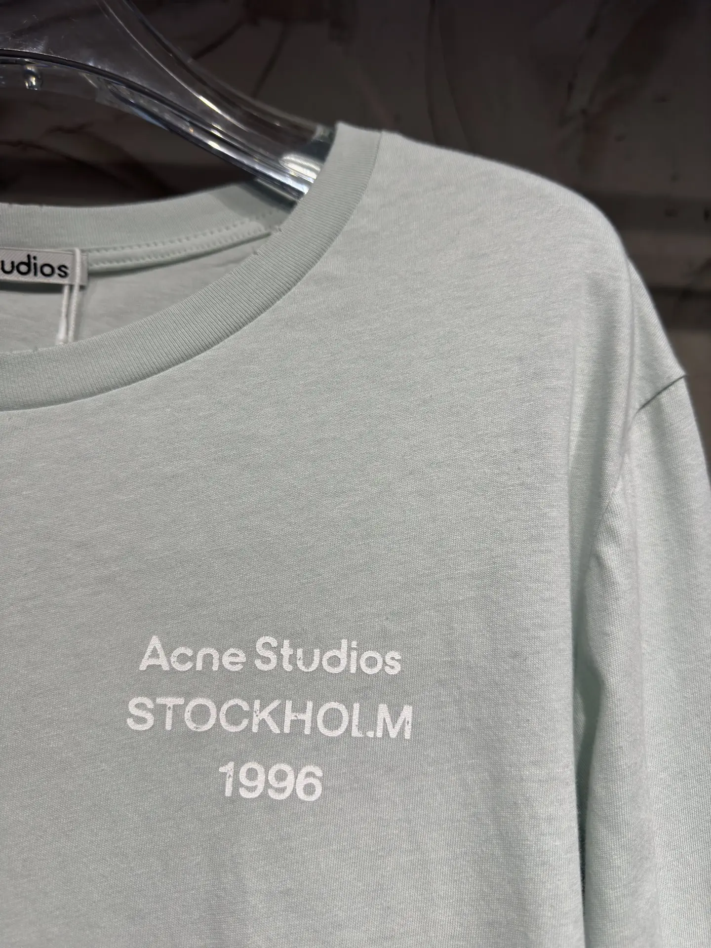 1996 Logo Print Long-Sleeve T-Shirt D15023026 — view 2