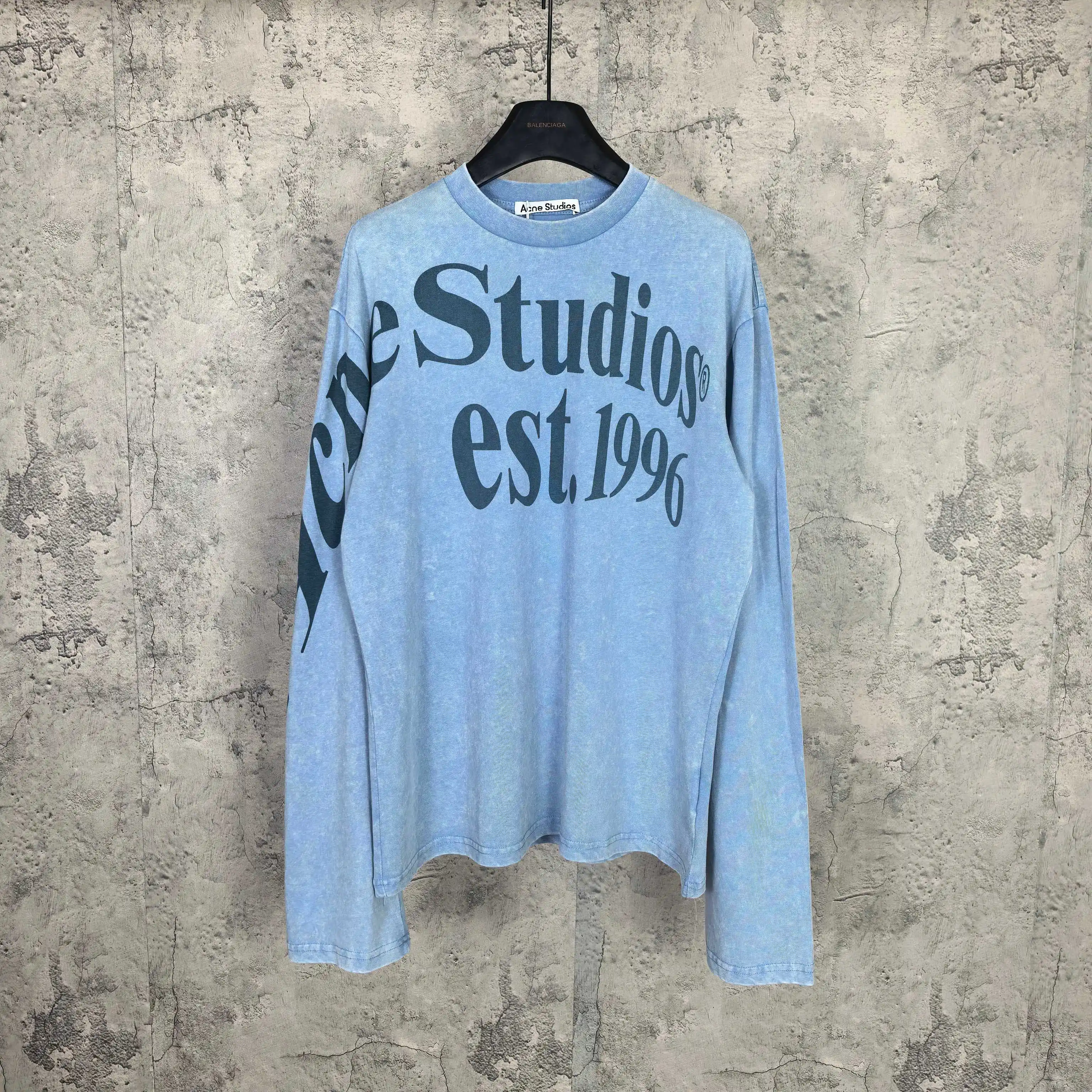 Logo Print Long-Sleeved T-Shirt D15023229