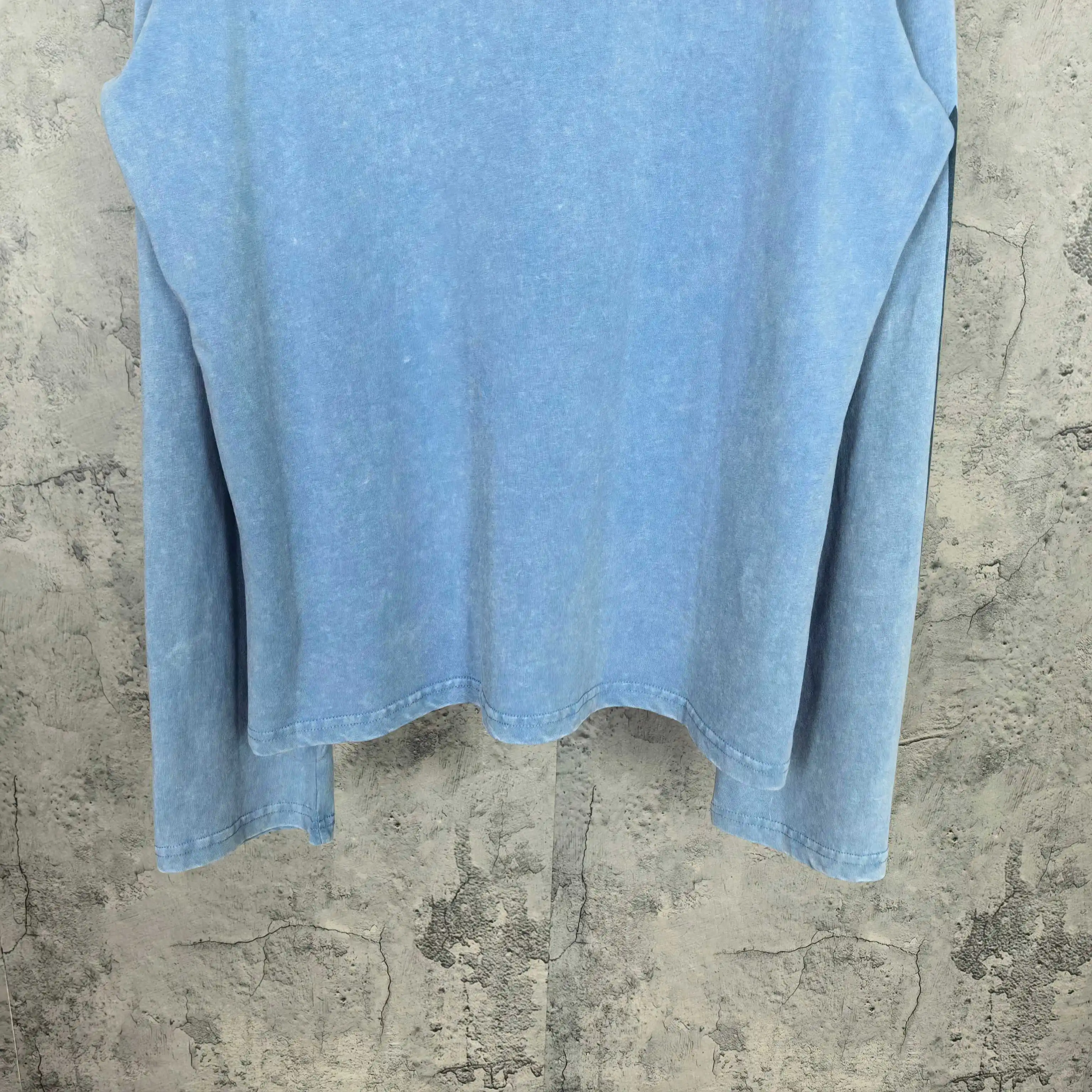 Logo Print Long-Sleeved T-Shirt D15023229 — view 11