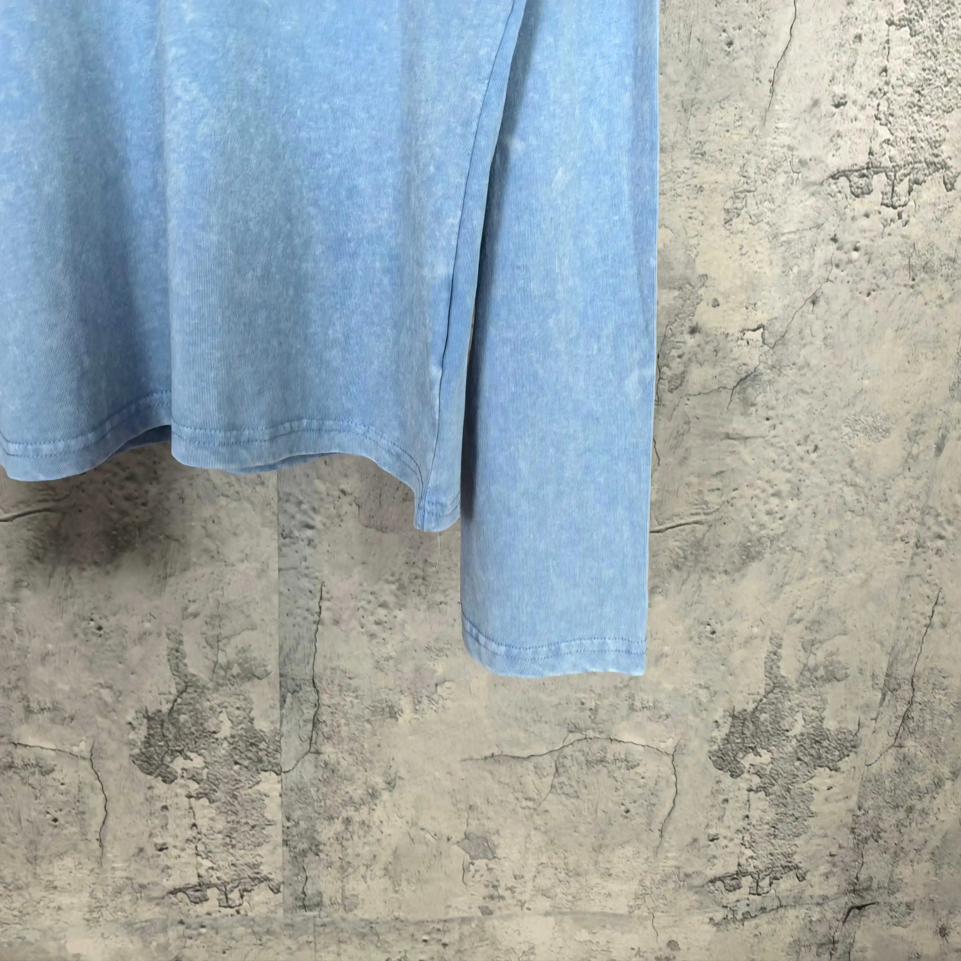 Logo Print Long-Sleeved T-Shirt D15023229 — view 12