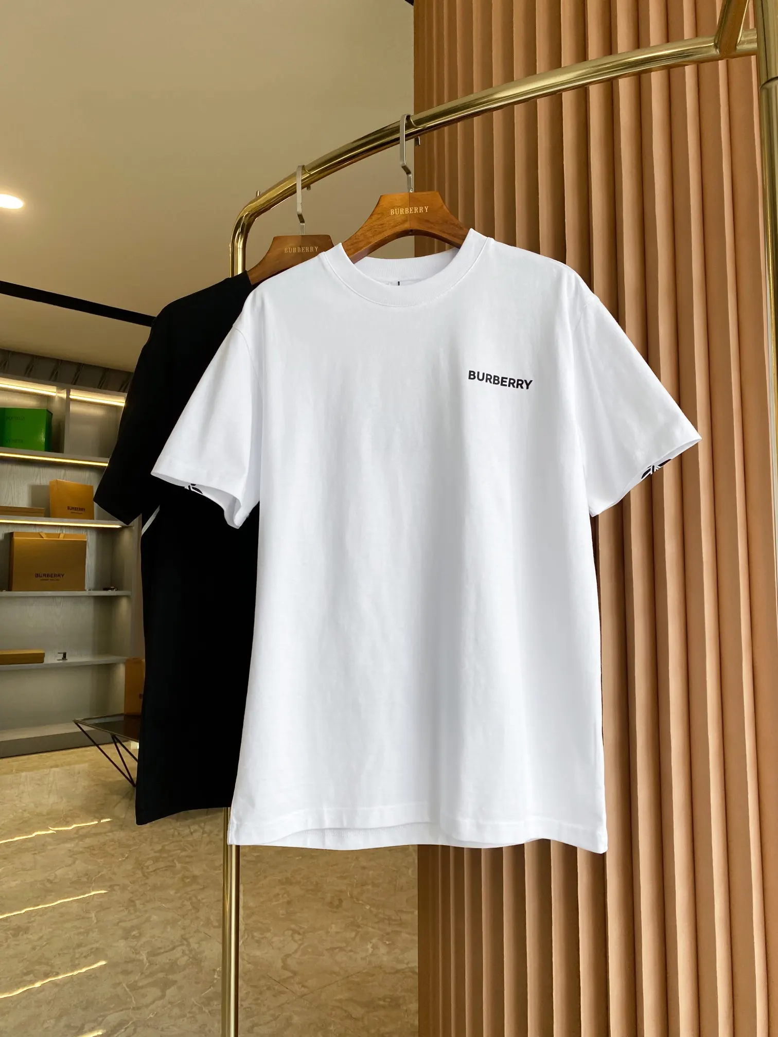Equestrian Knight Print Cotton T-Shirt D15013110 — view 2