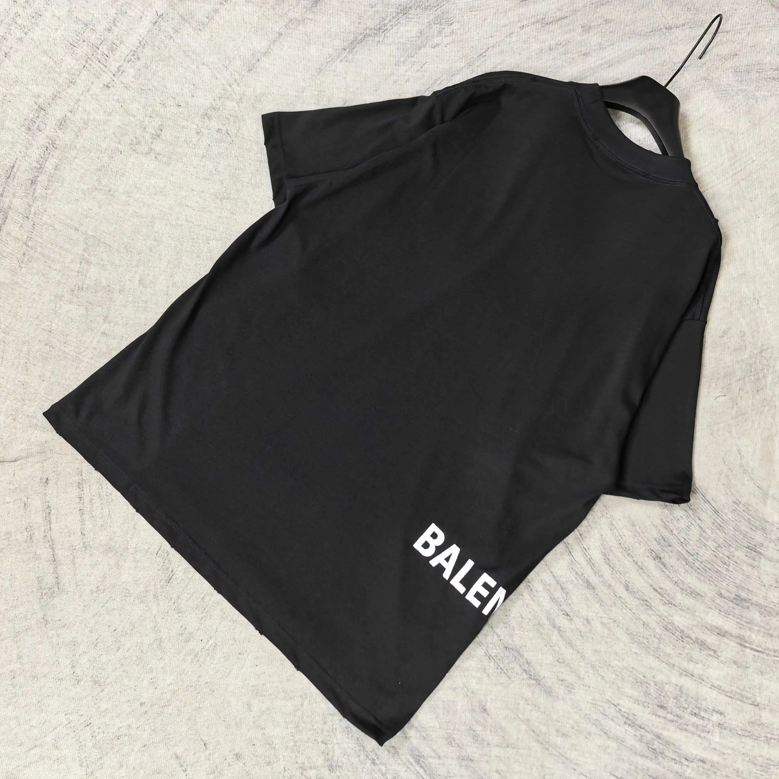 I Love U Medium Fit Graphic T-Shirt D15023192 — view 5