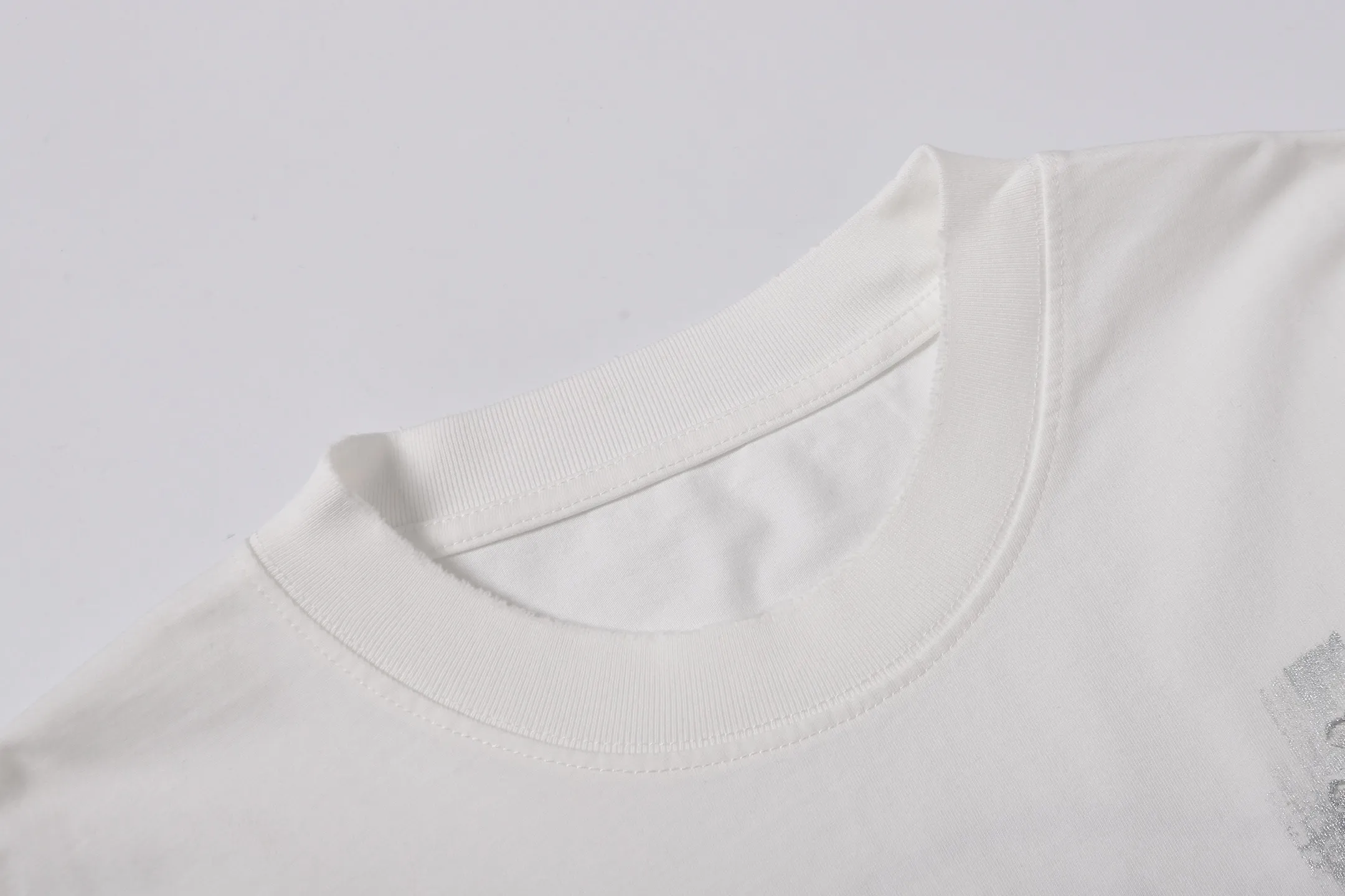 Hand-Painted Logo Cotton T-Shirt D15015173 — view 3