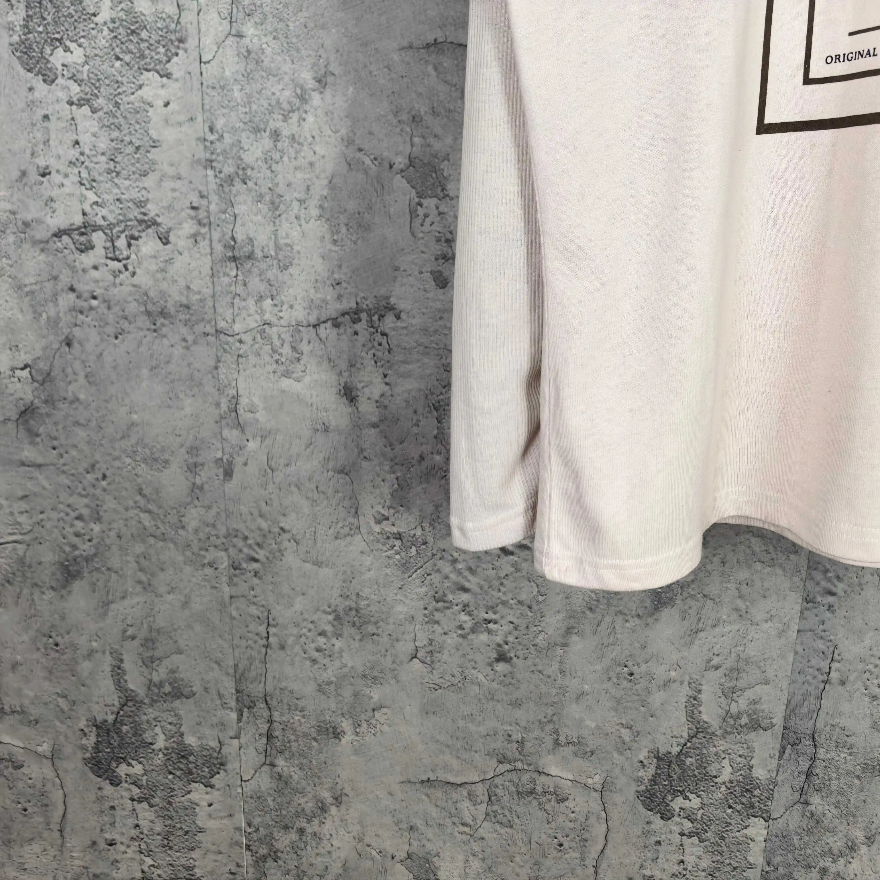 Logo Graphic Layered Long-Sleeve T-Shirt D15523225 — view 10