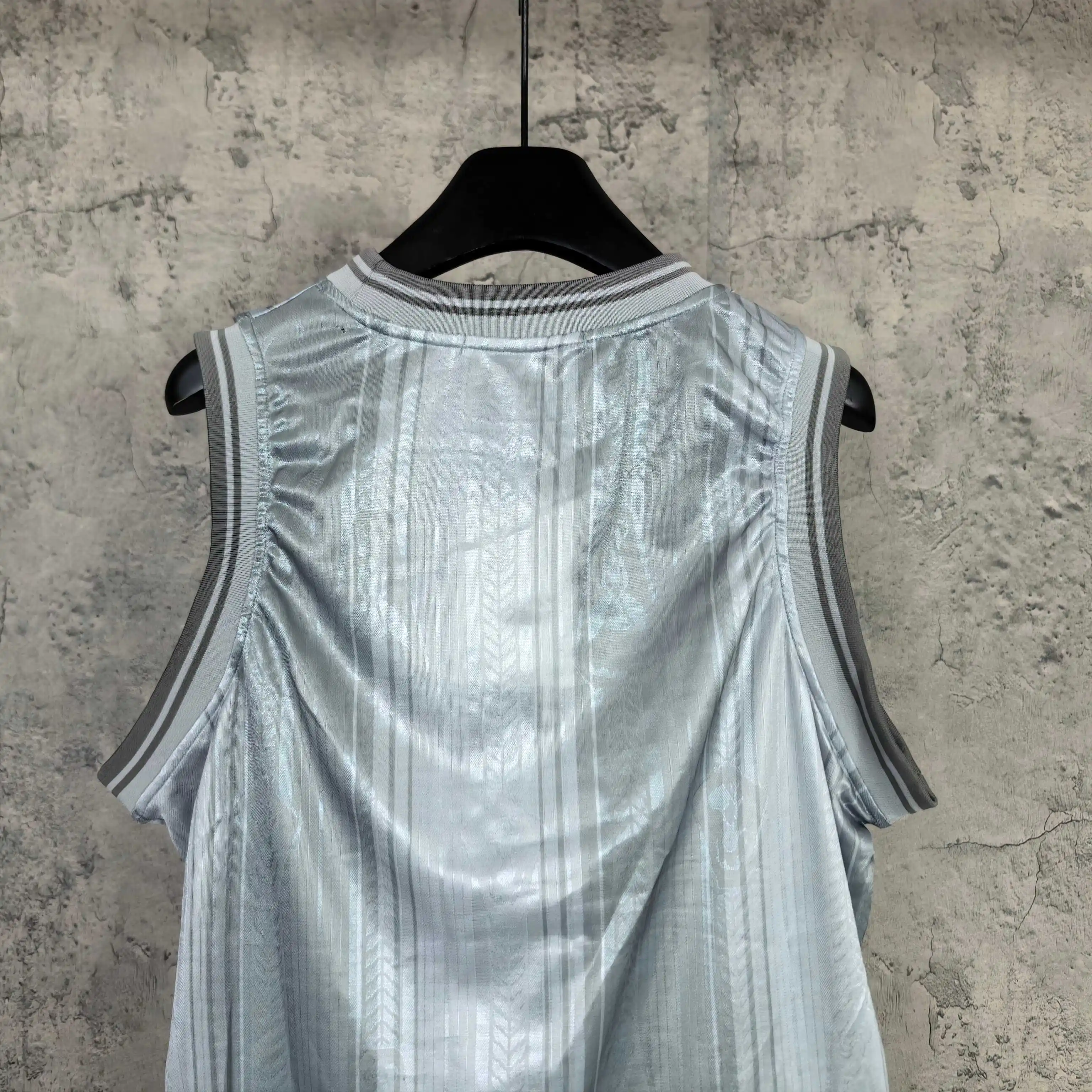 Logo-Print Mesh Football Jersey Vest D15523279 — view 6