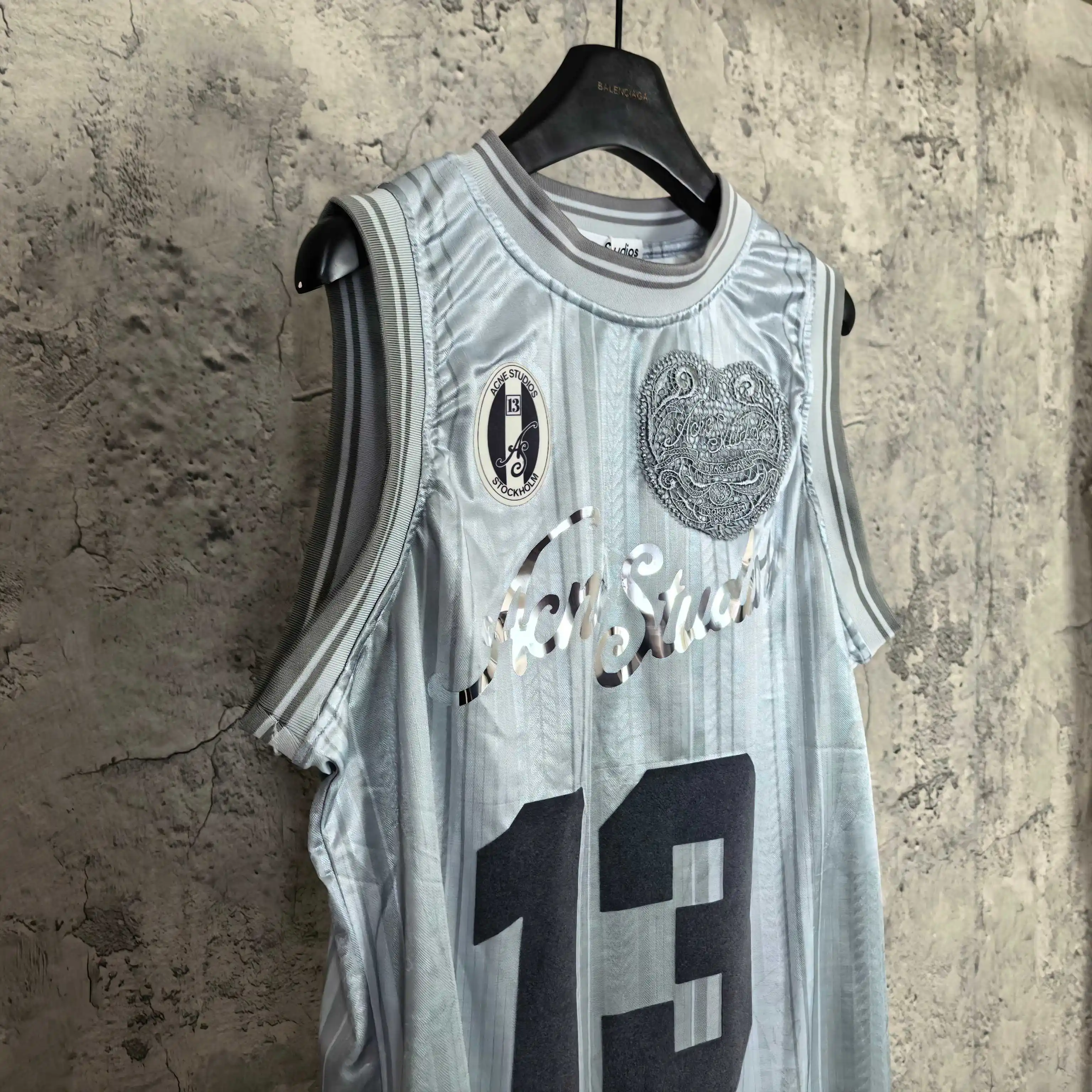 Logo-Print Mesh Football Jersey Vest D15523279 — view 7
