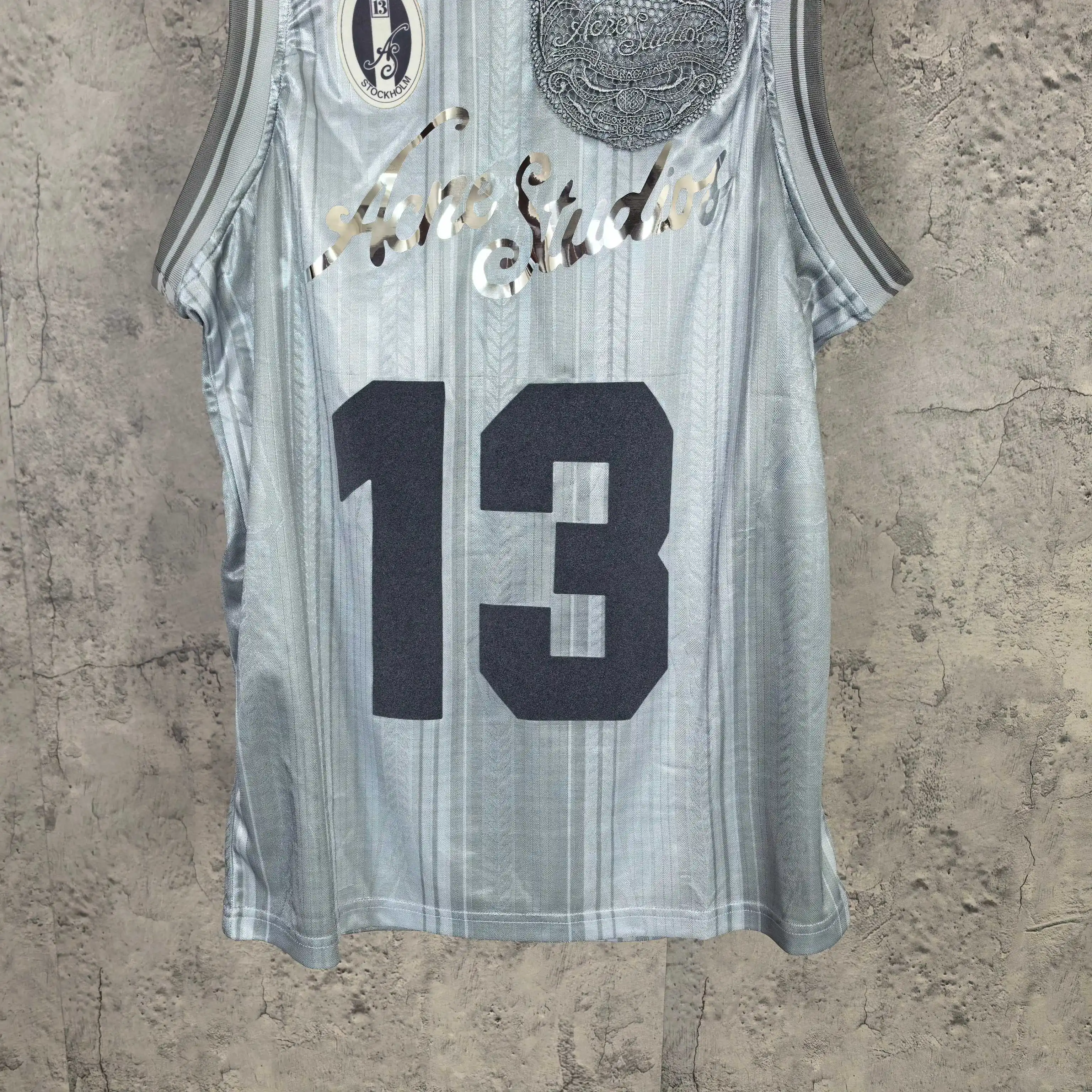 Logo-Print Mesh Football Jersey Vest D15523279 — view 10