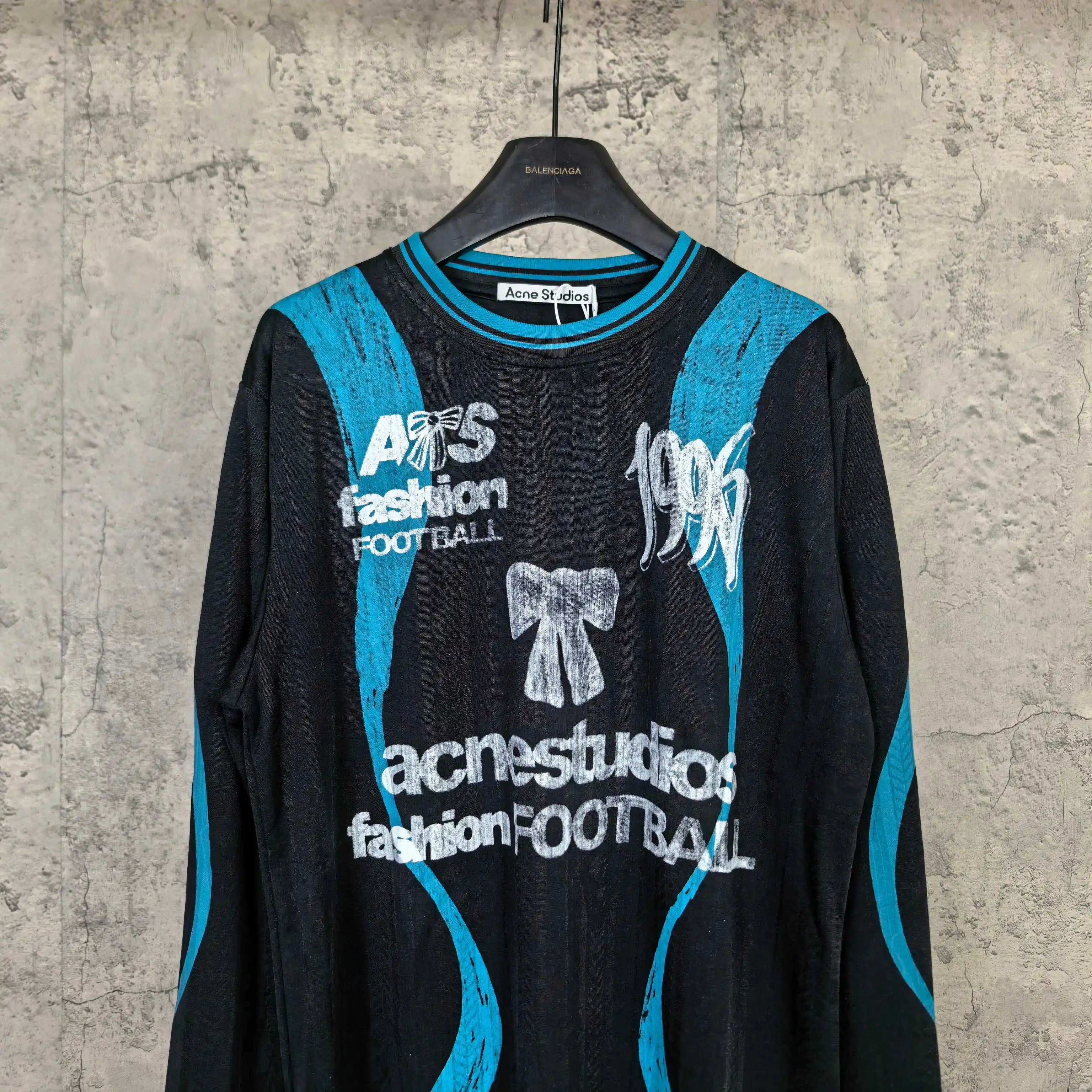Long-Sleeve Graphic Football Jersey D15523254 — view 3