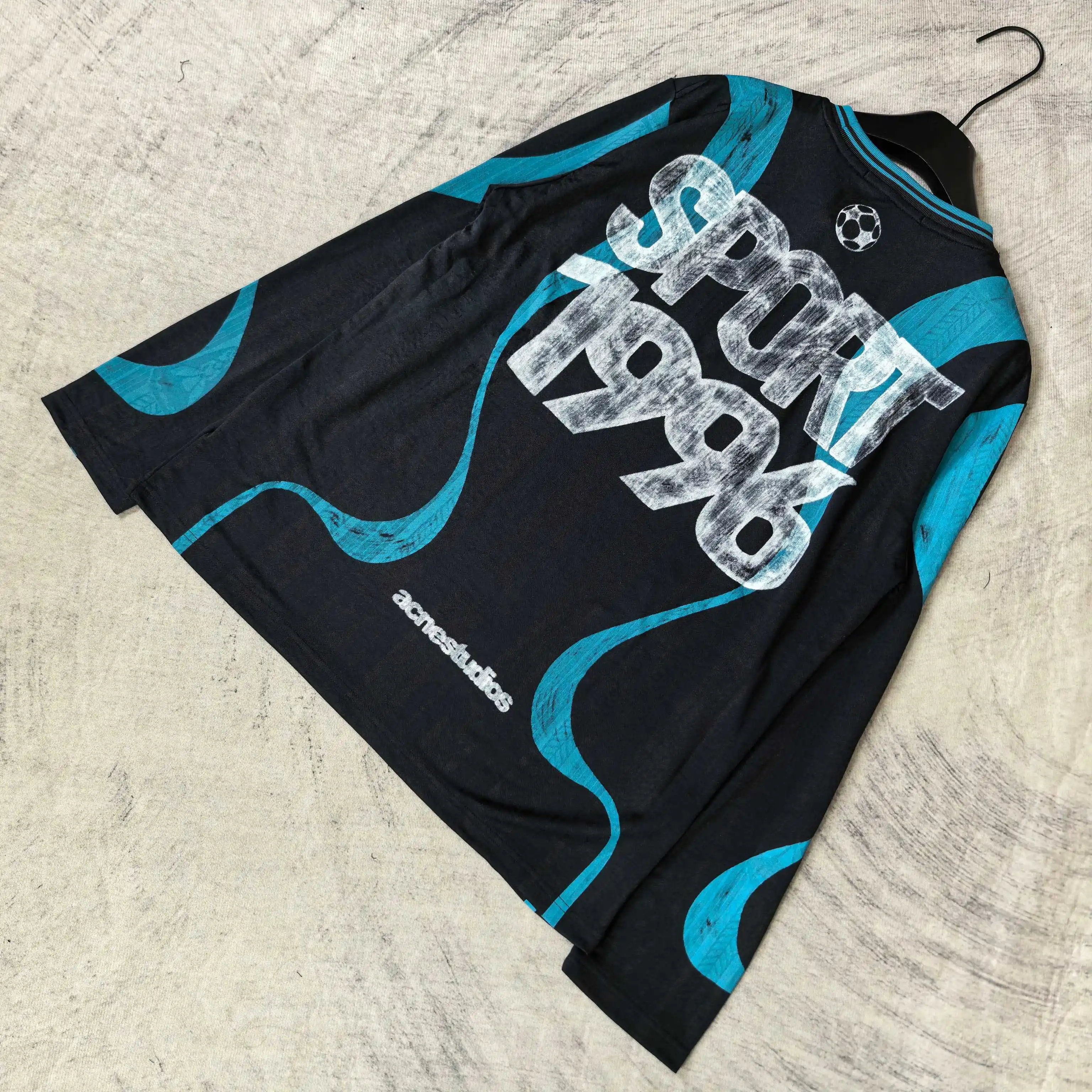 Long-Sleeve Graphic Football Jersey D15523254 — view 5