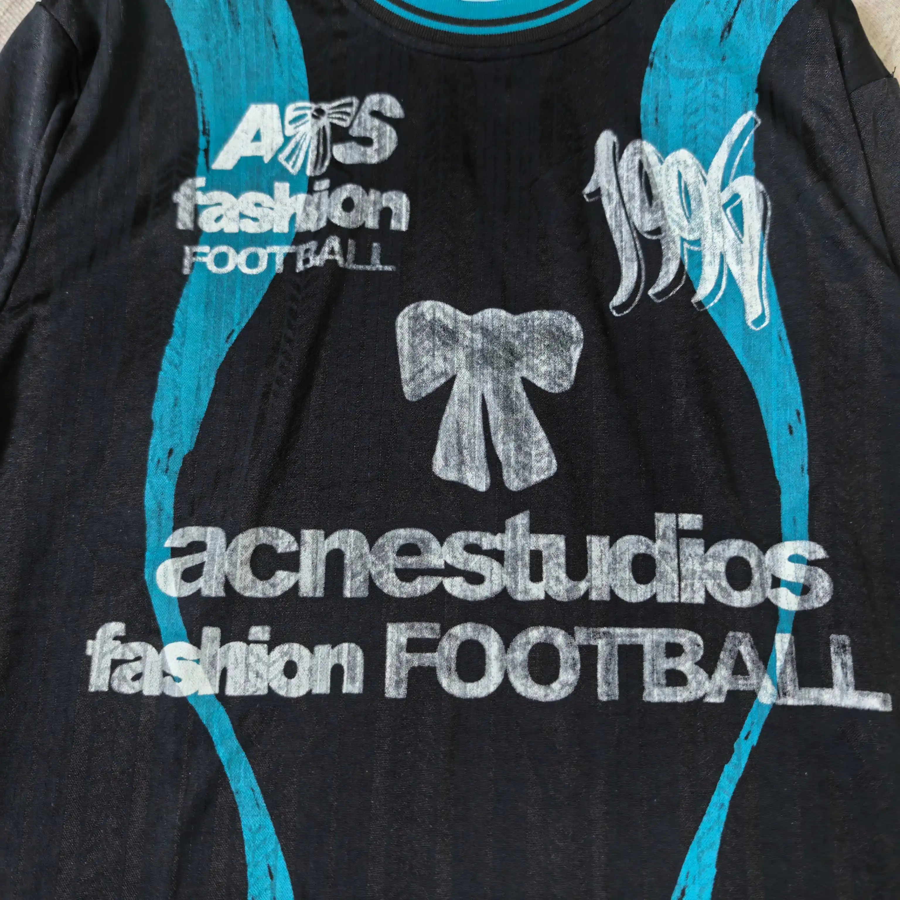 Long-Sleeve Graphic Football Jersey D15523254 — view 8