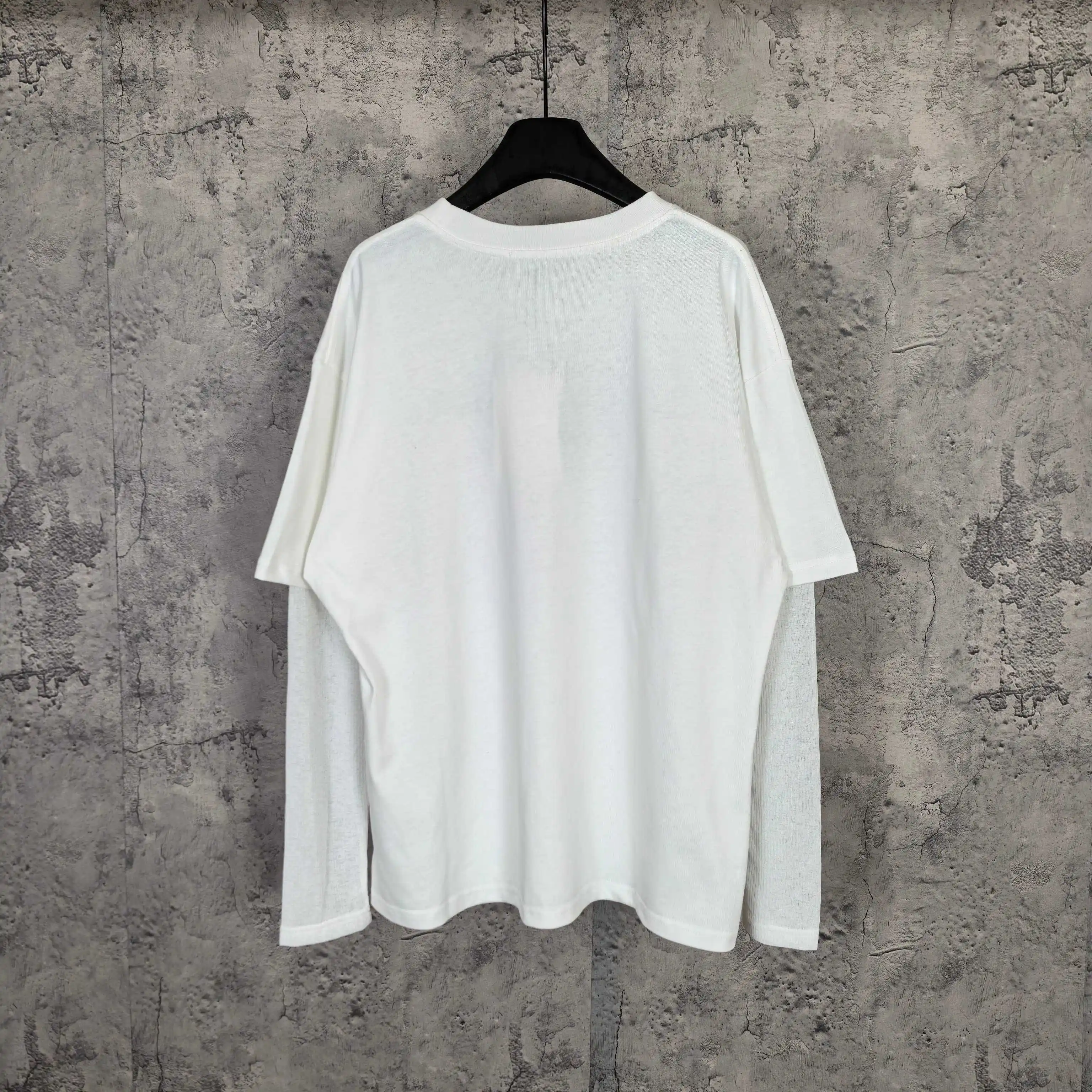 Layered Mesh Long-Sleeve Embroidered T-Shirt D15523257 — view 2