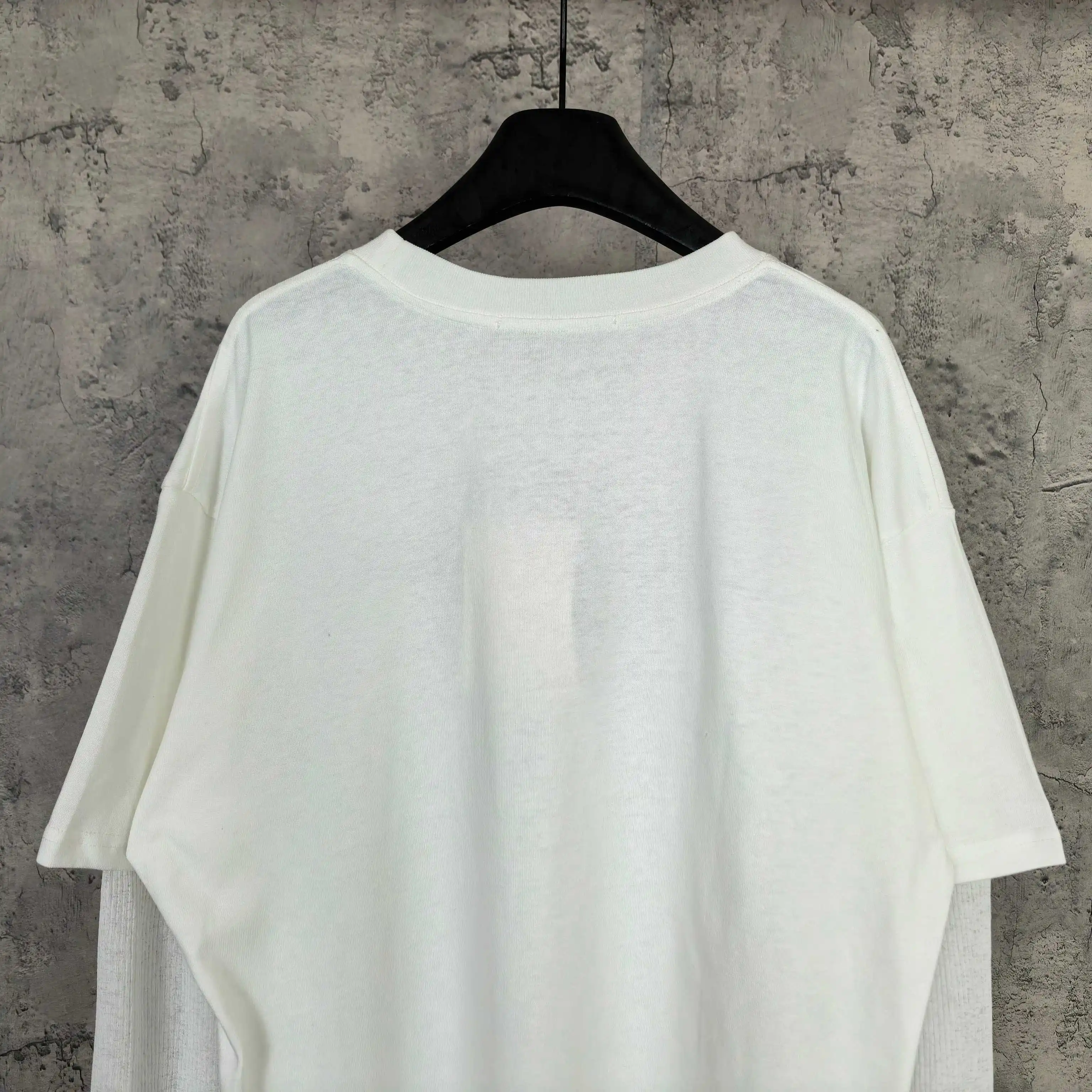 Layered Mesh Long-Sleeve Embroidered T-Shirt D15523257 — view 6