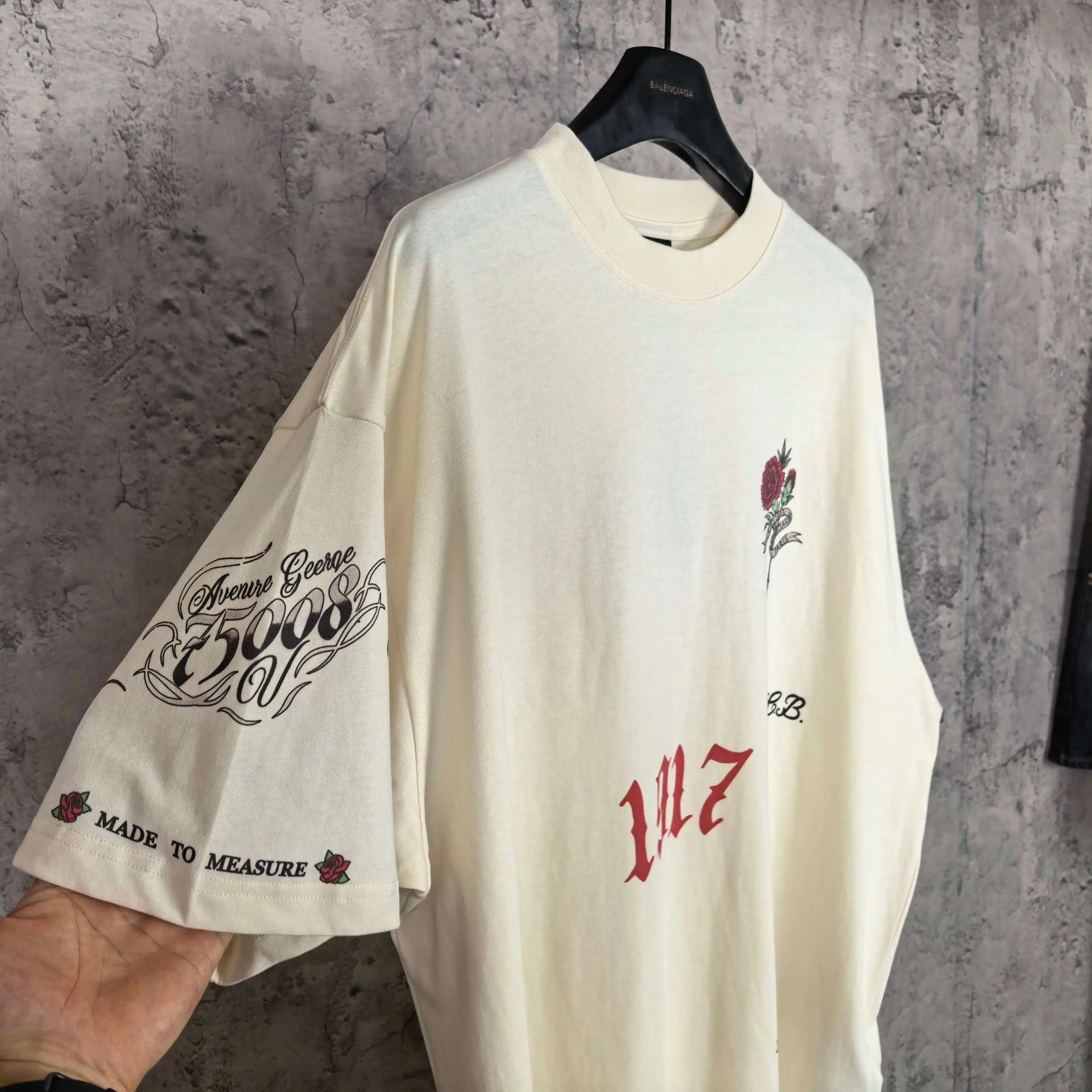 Tattoo Logo Print Medium Fit T-Shirt D15523163 — view 7