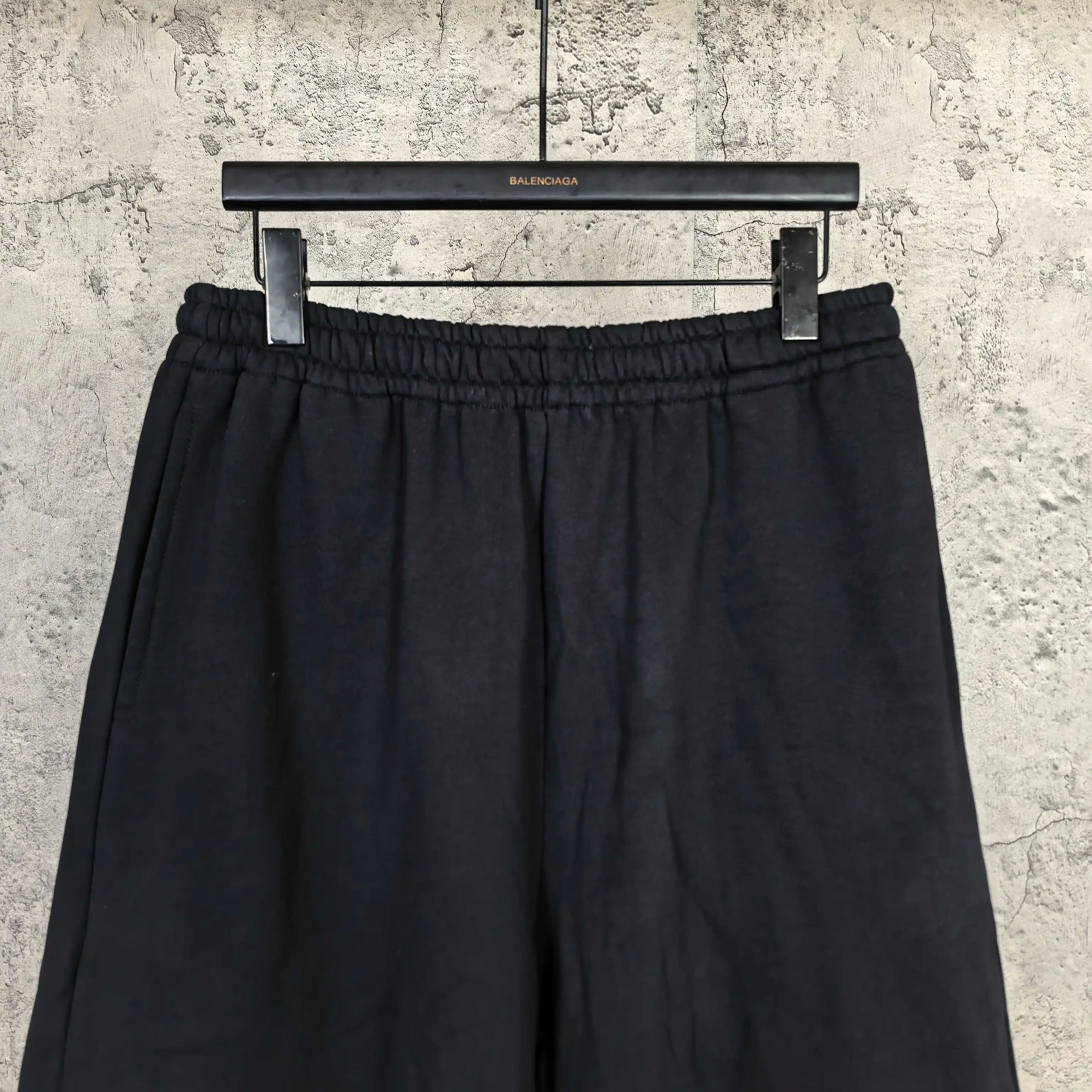 3B Logo Wet Brush Relaxed Fit Shorts D15523185 — view 3
