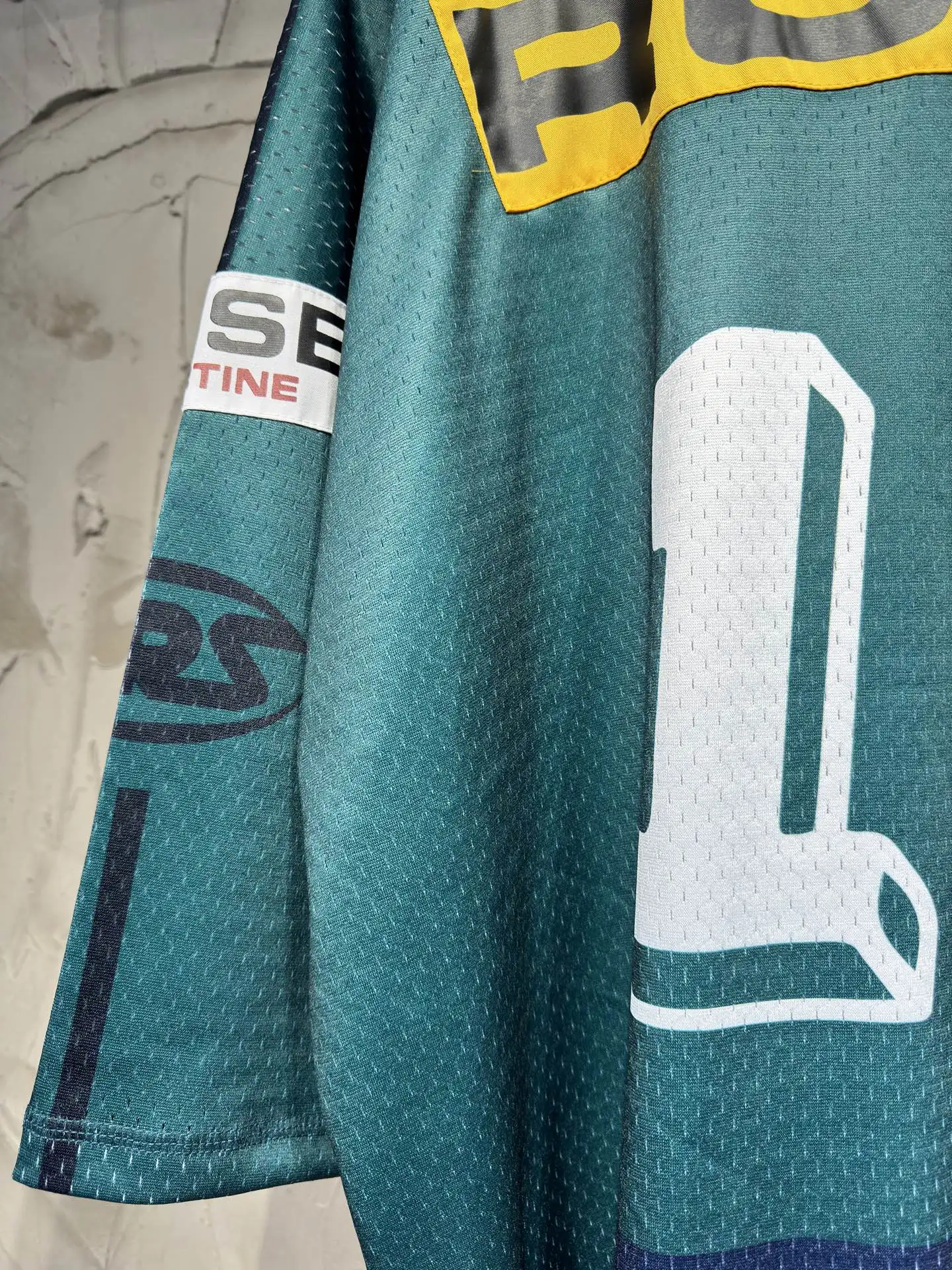 Oversized Logo-Print Mesh Football Jersey D15523038 — view 19