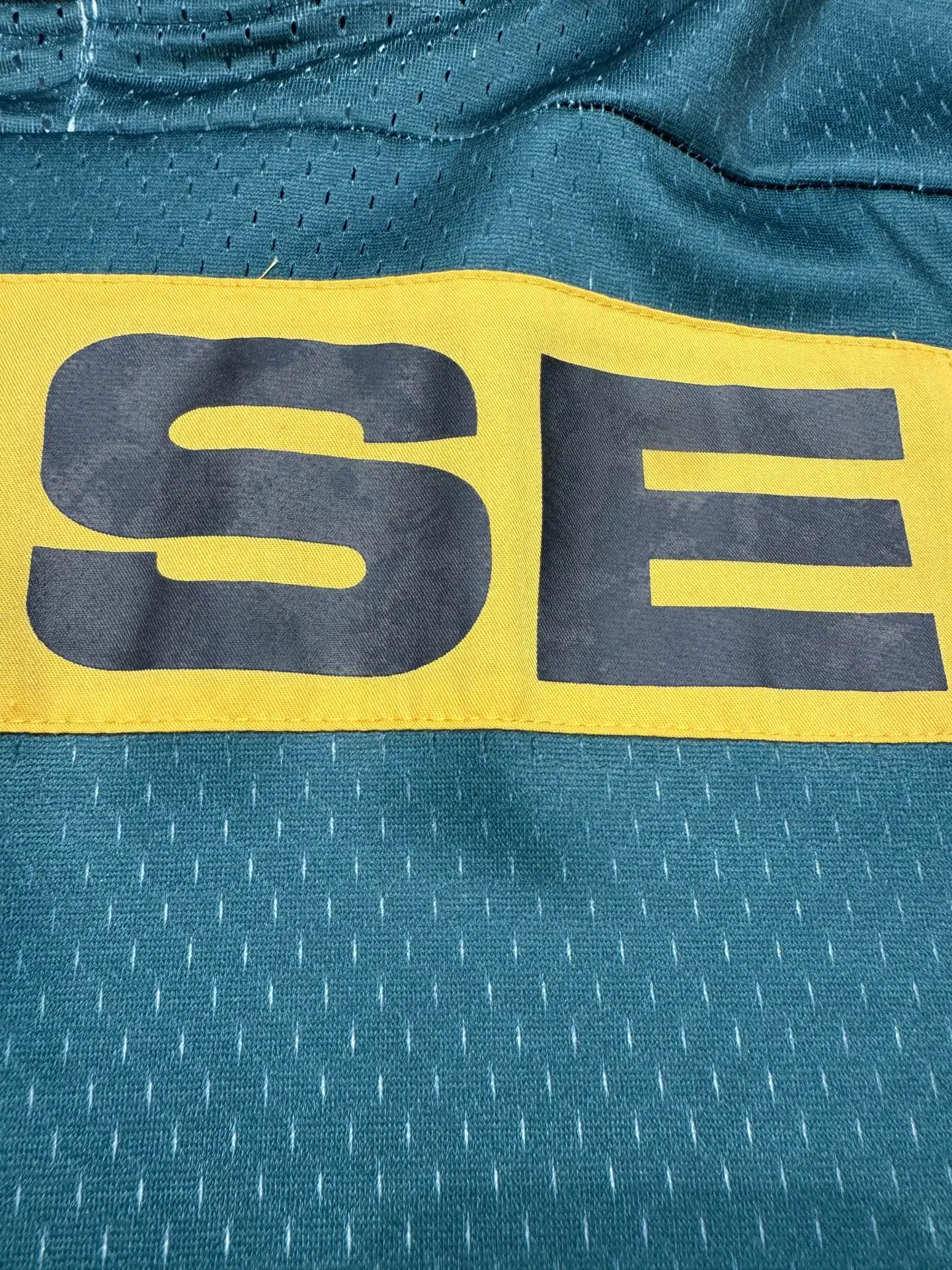 Oversized Logo-Print Mesh Football Jersey D15523038 — view 27