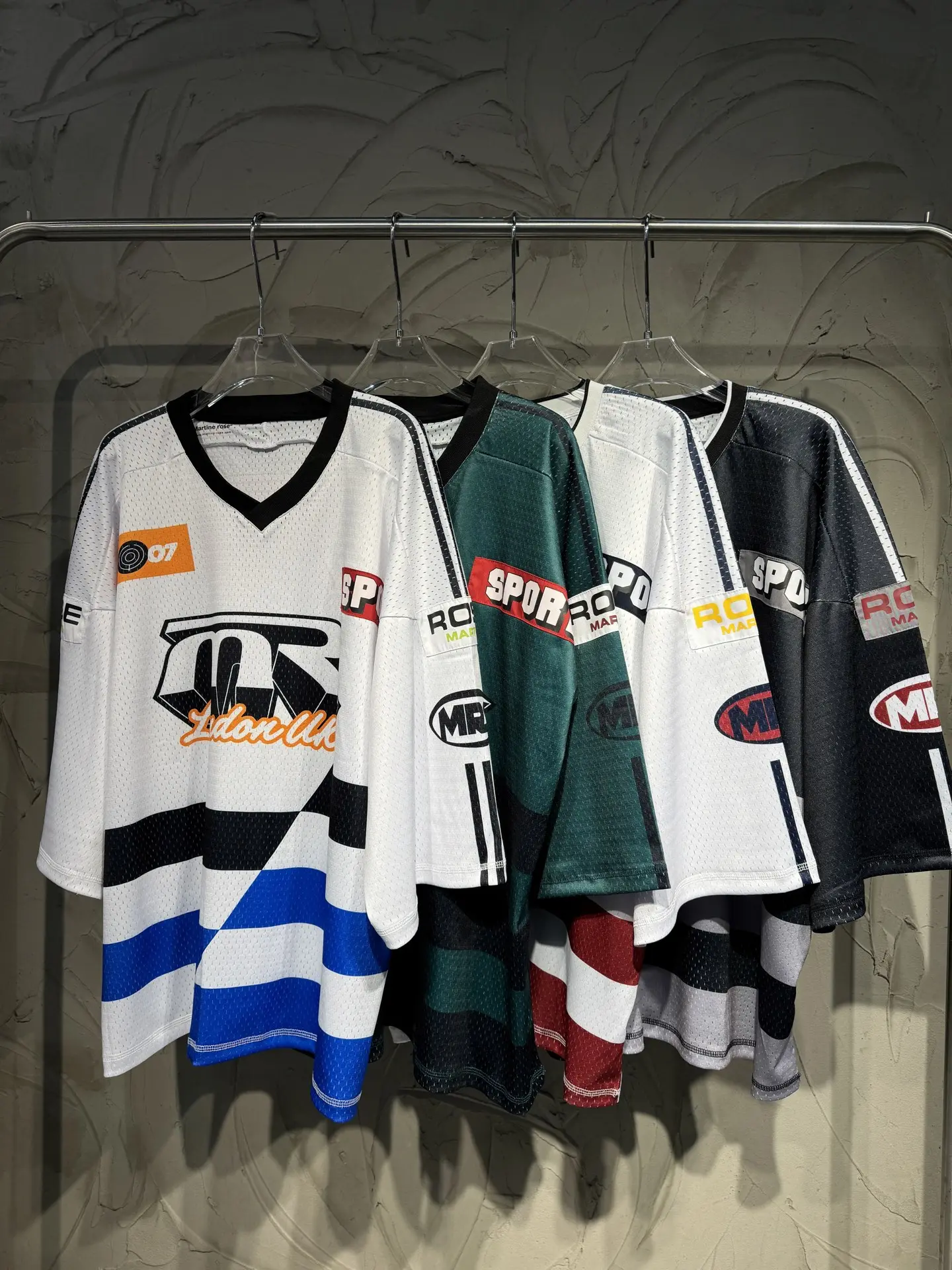 Oversized Logo-Print Mesh Football Jersey D15523038 — view 34