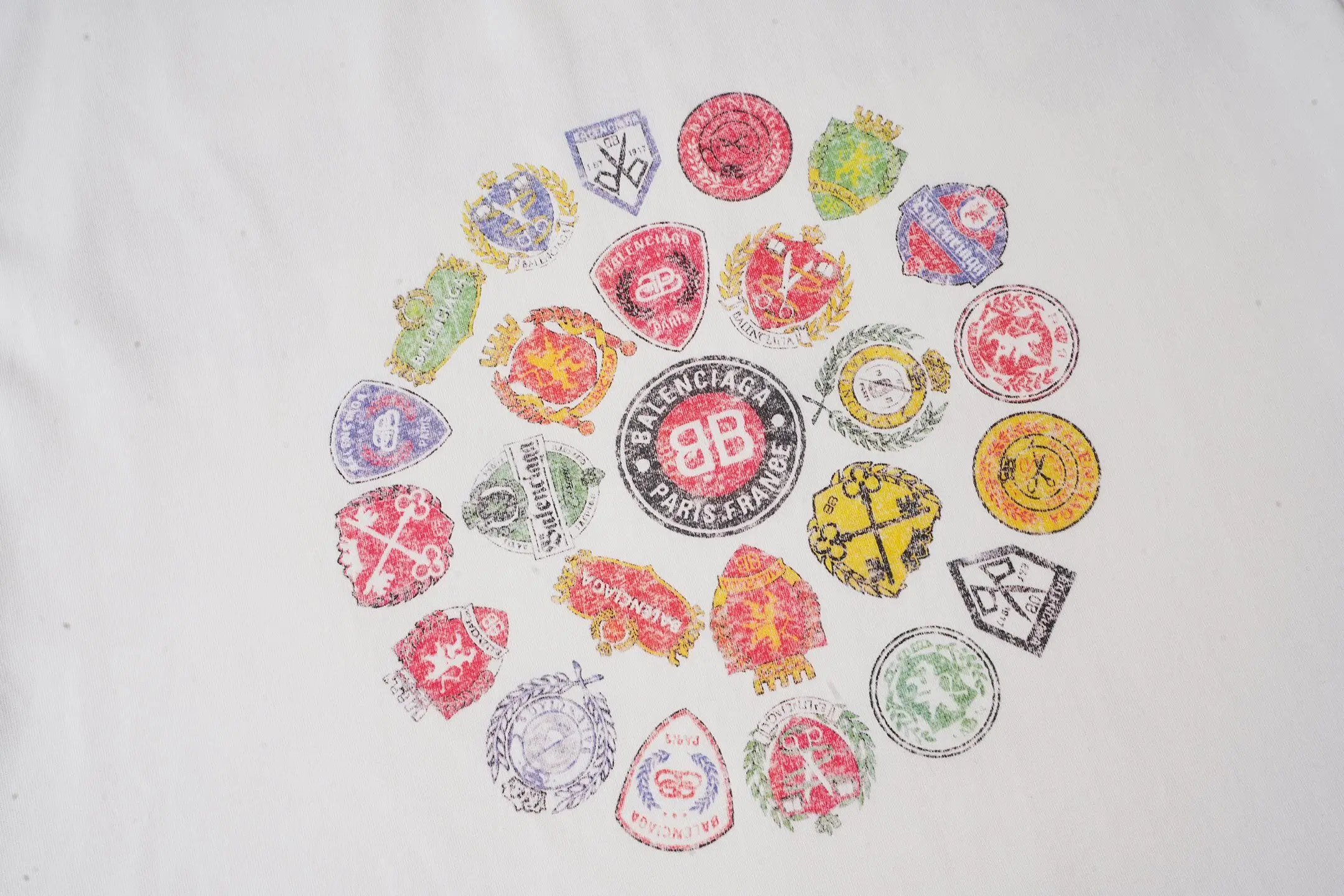 Crest Logo Graphic Oversized T-Shirt D15518726 — view 4
