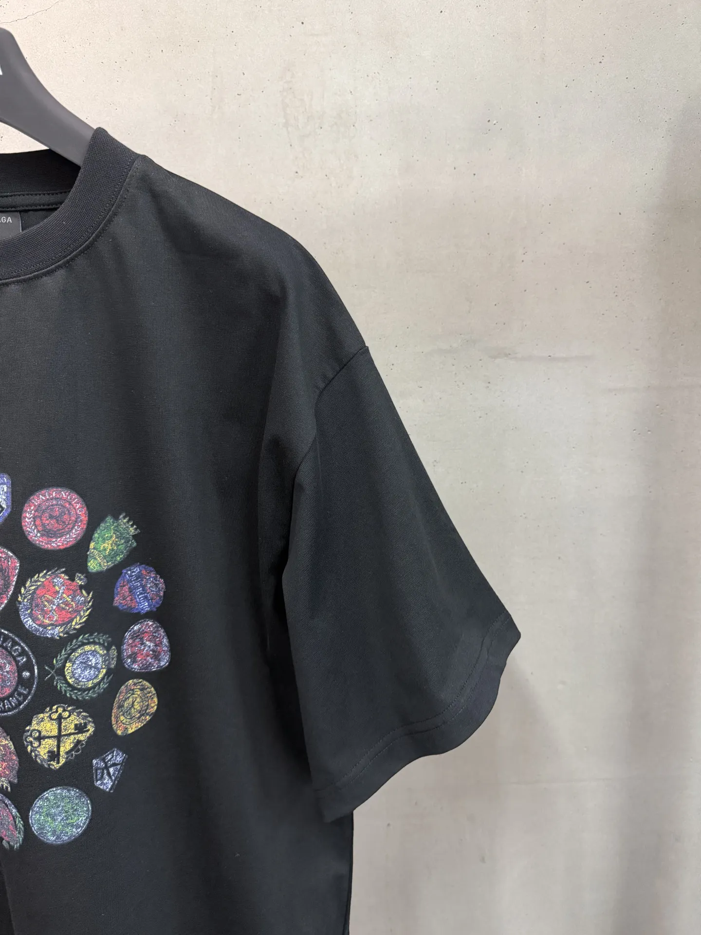Crest Logo Graphic Oversized T-Shirt D15518727 — view 4