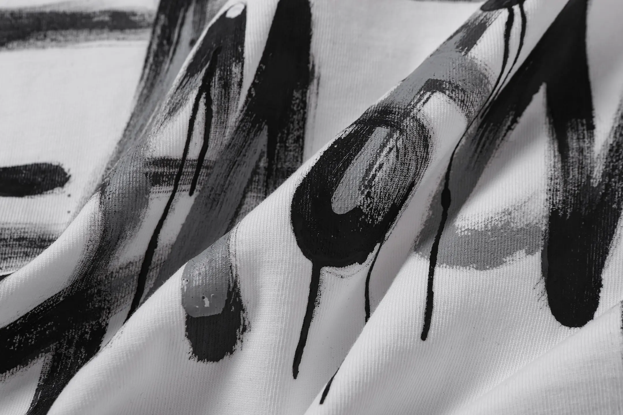Graffiti Logo Heavyweight Cotton T-Shirt D16012889 — view 9