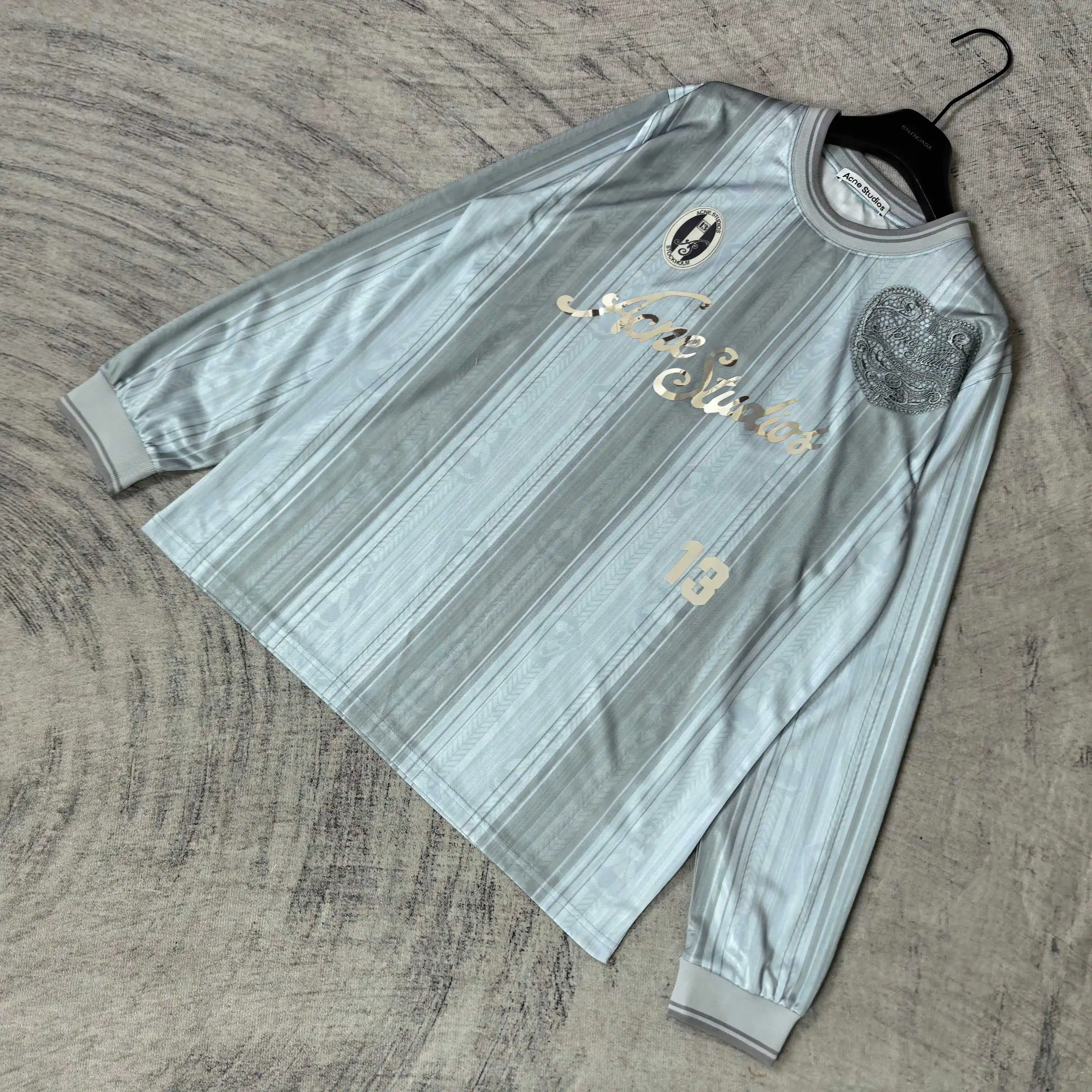 Logo-Print Long-Sleeved Football Jersey D16523281 — view 4