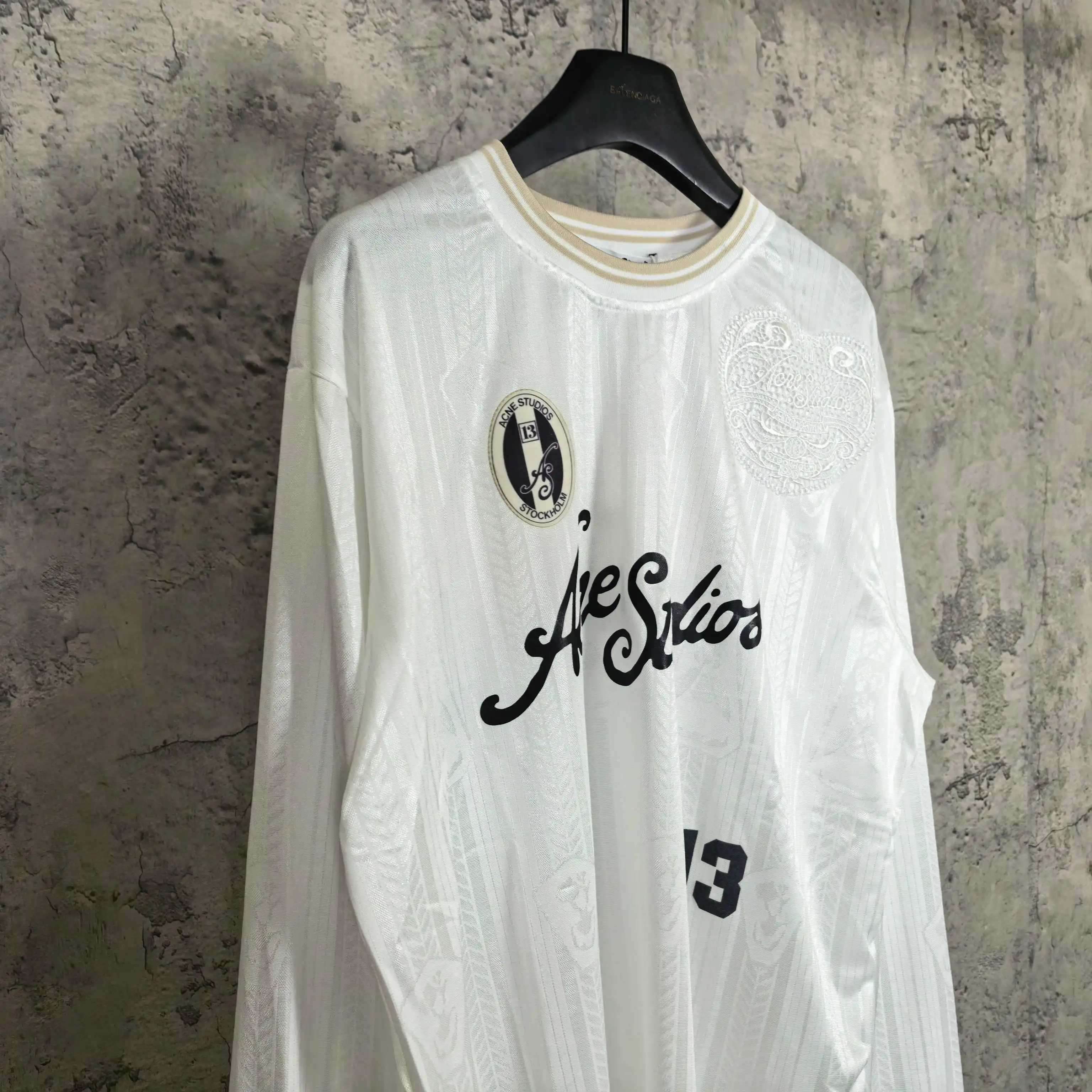 Logo-Print Long-Sleeved Football Jersey D16523280 — view 7