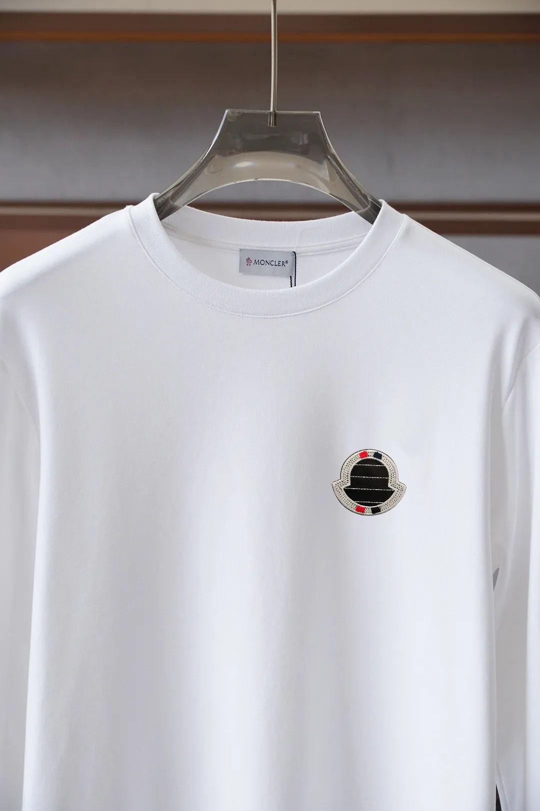 Logo-Appliqué Long-Sleeved Cotton T-Shirt D16514016 — view 6