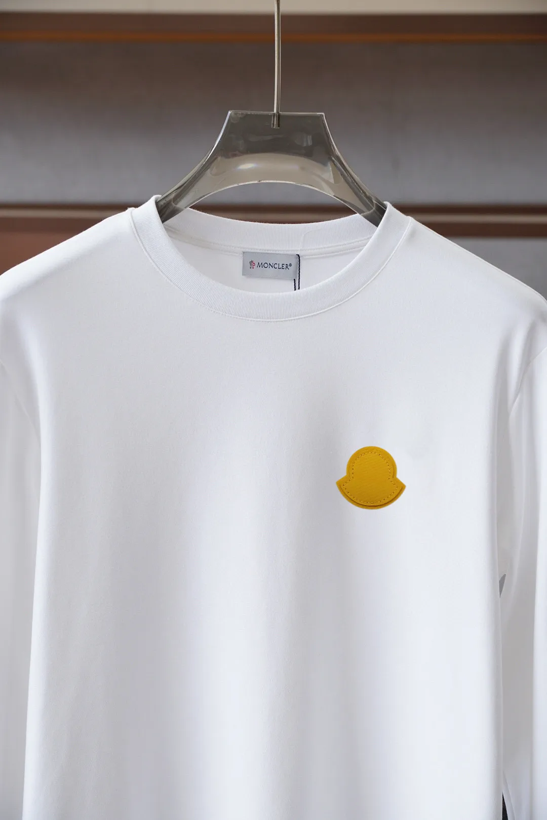 Logo-Patch Long-Sleeved Cotton T-Shirt D16514031 — view 6
