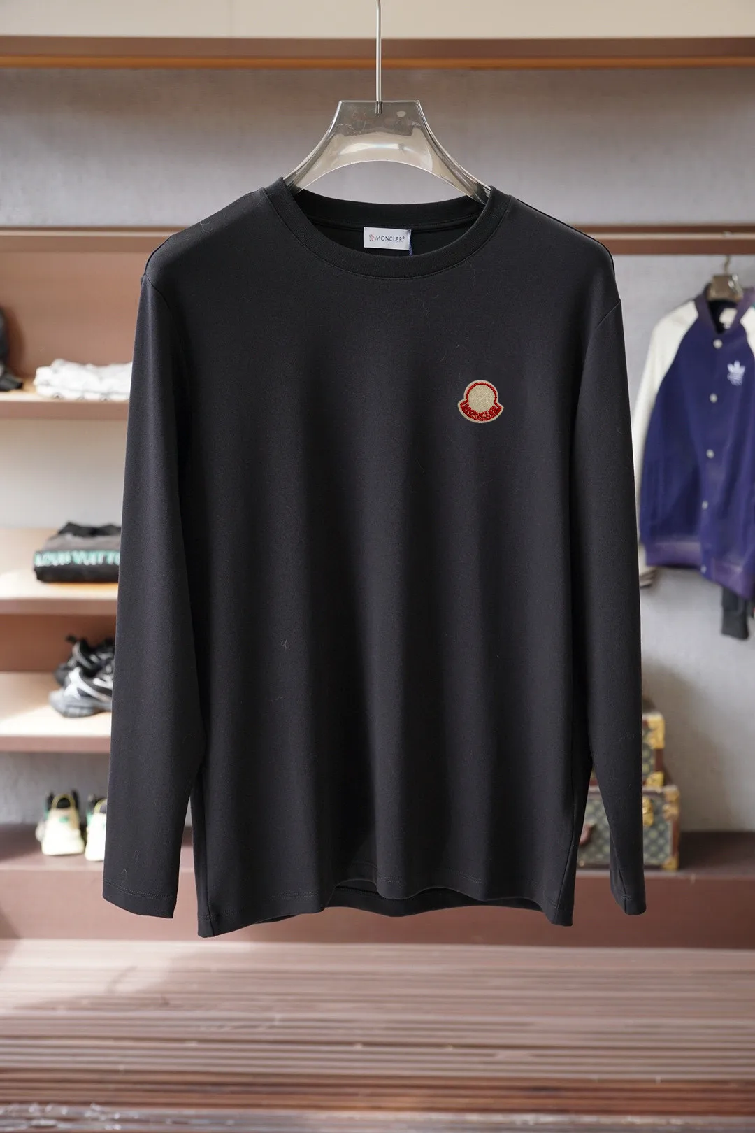 Logo-Appliqué Long-Sleeved Cotton T-Shirt D16514035 — view 2