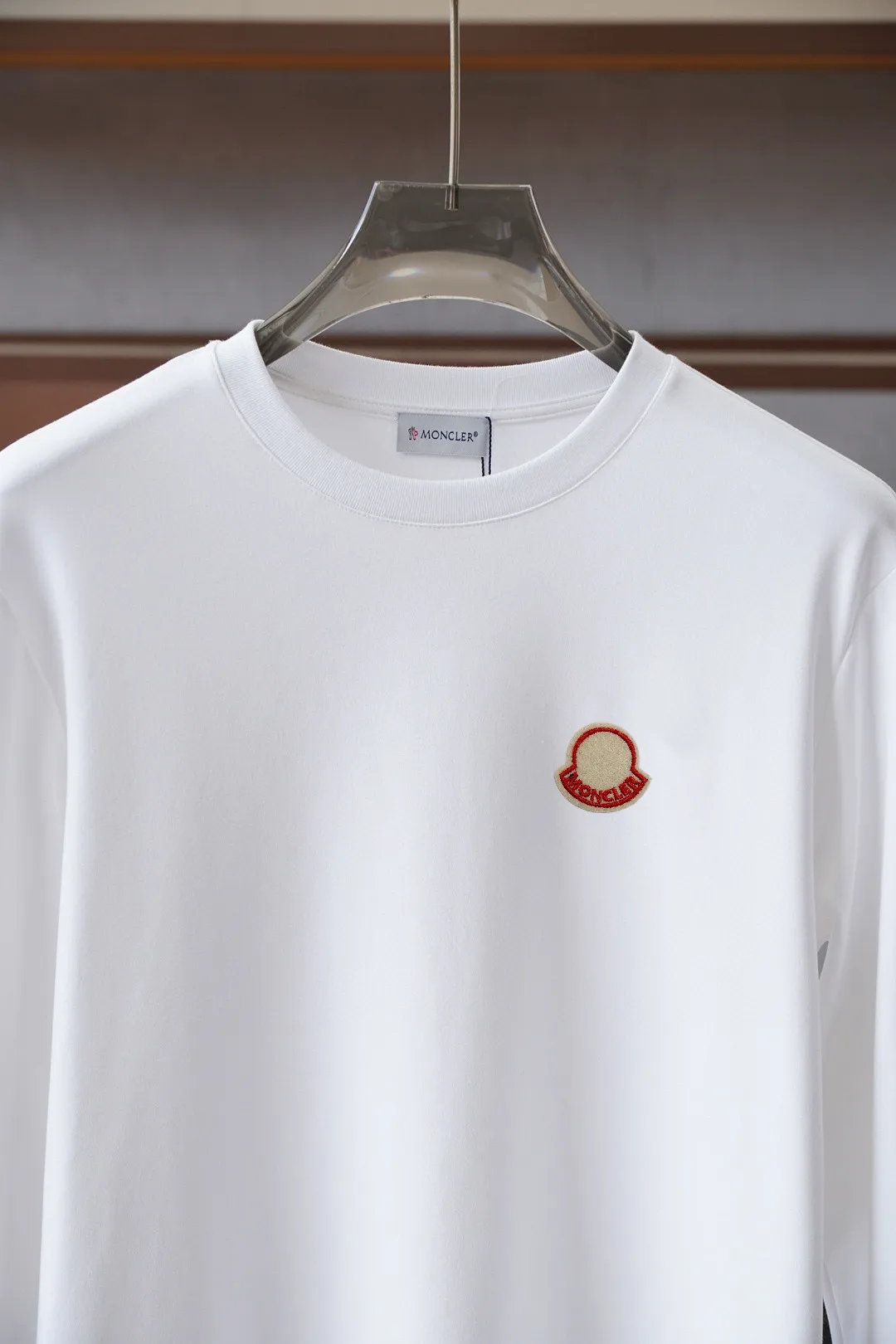 Logo-Appliqué Long-Sleeved Cotton T-Shirt D16514035 — view 6