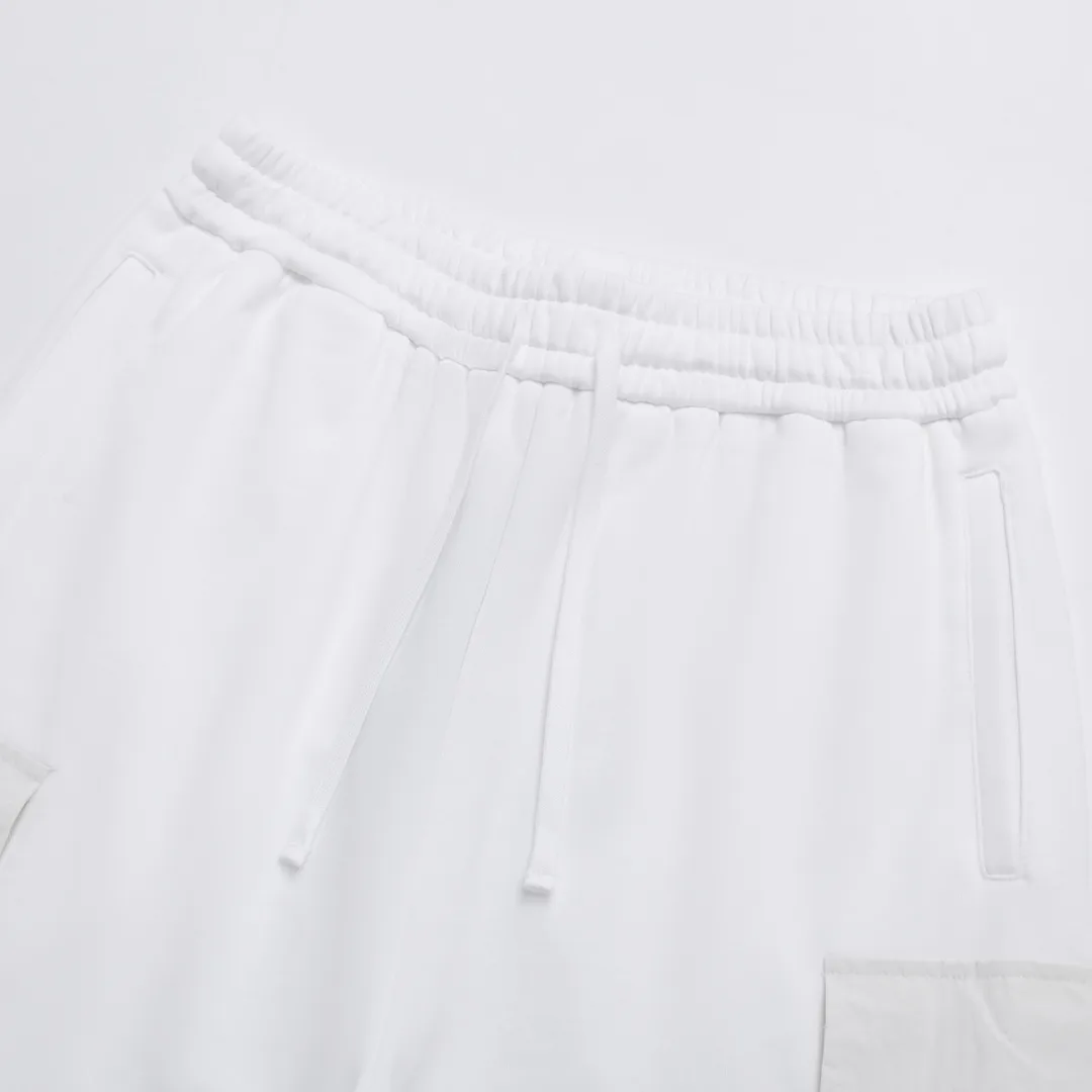 Compass Patch Cargo Sweat Shorts D17012105 — view 3