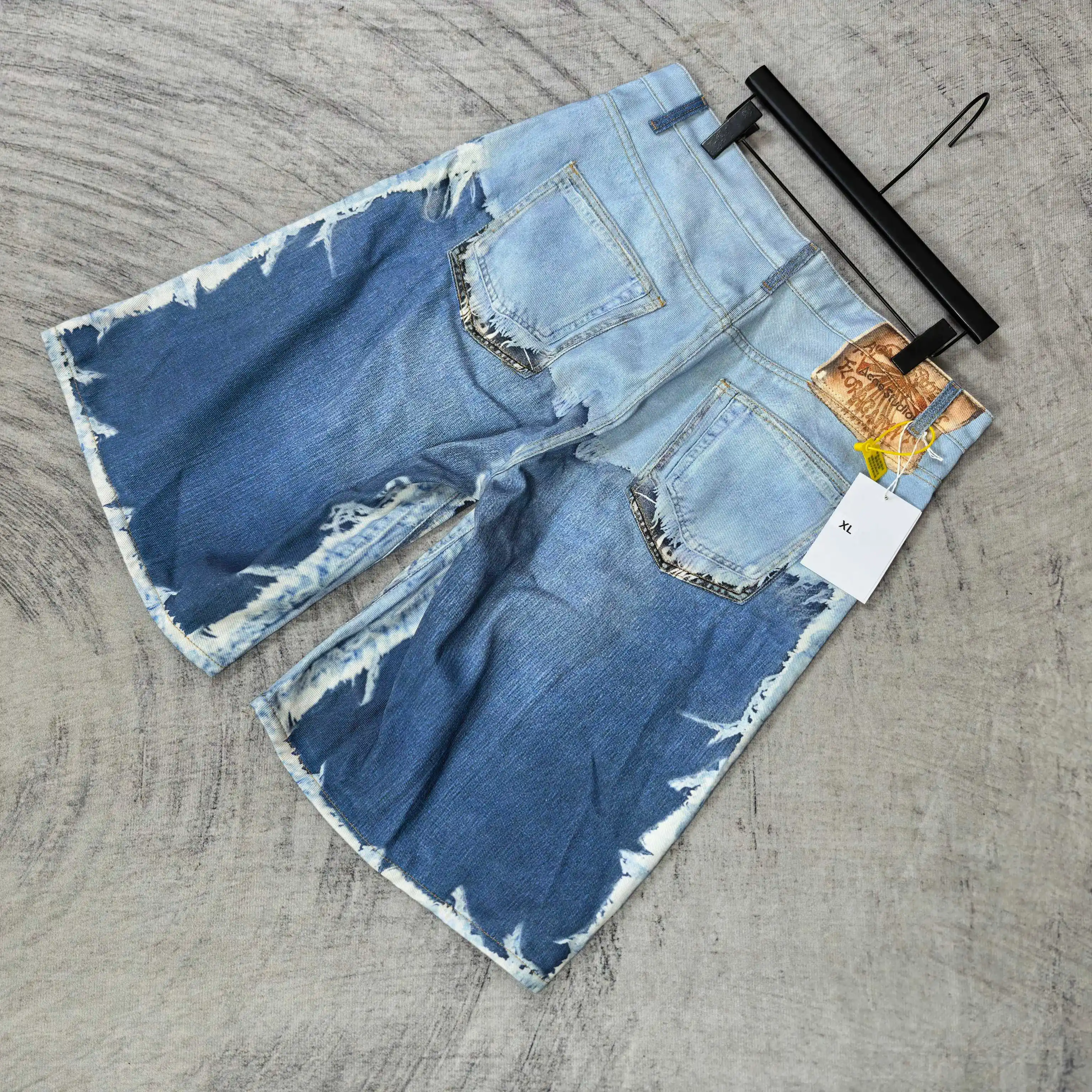 1981 Series 3D-Print Distressed Denim Shorts D17523228 — view 5
