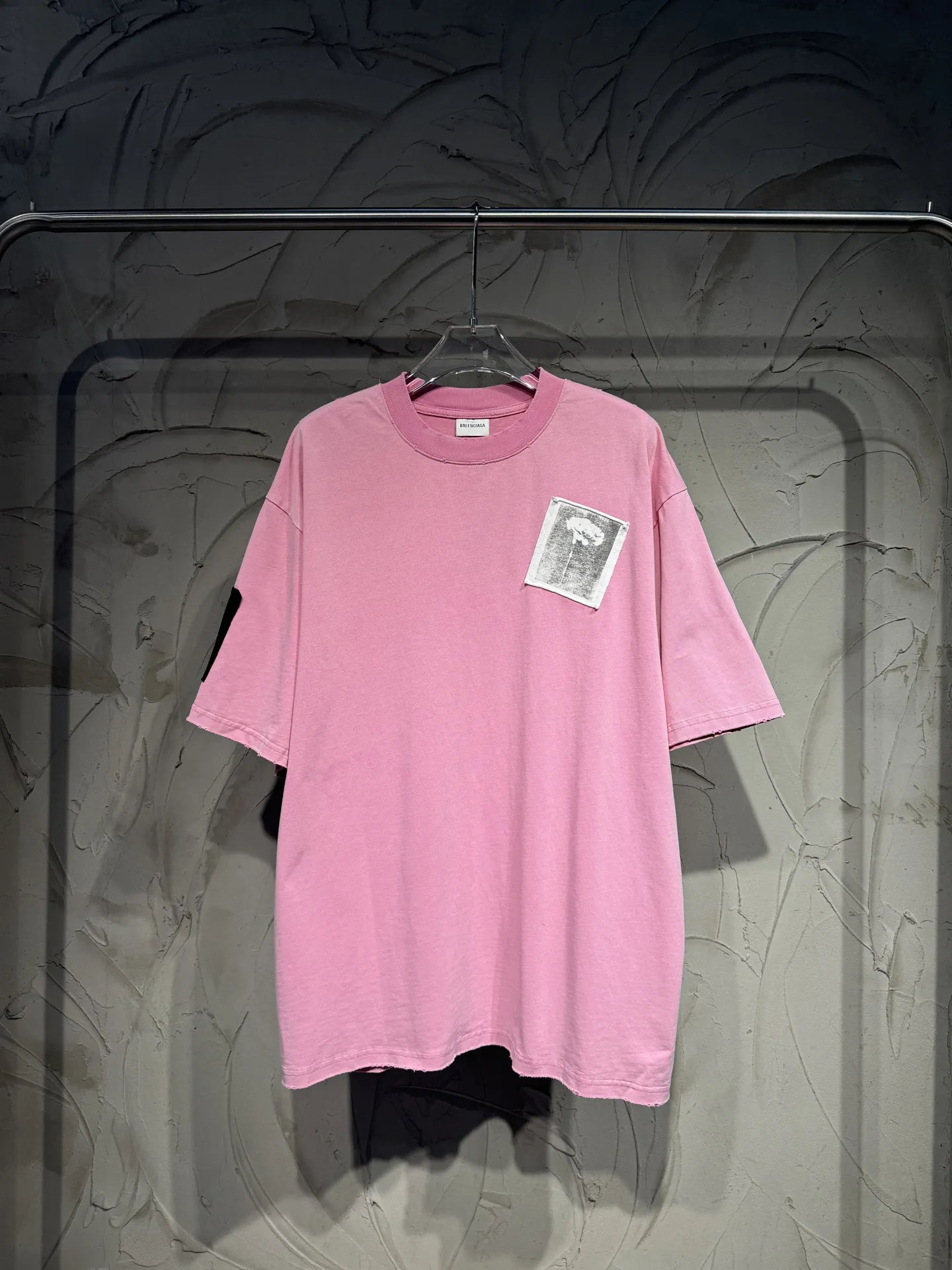 Distressed Rose Patch Oversized T-Shirt D17523028