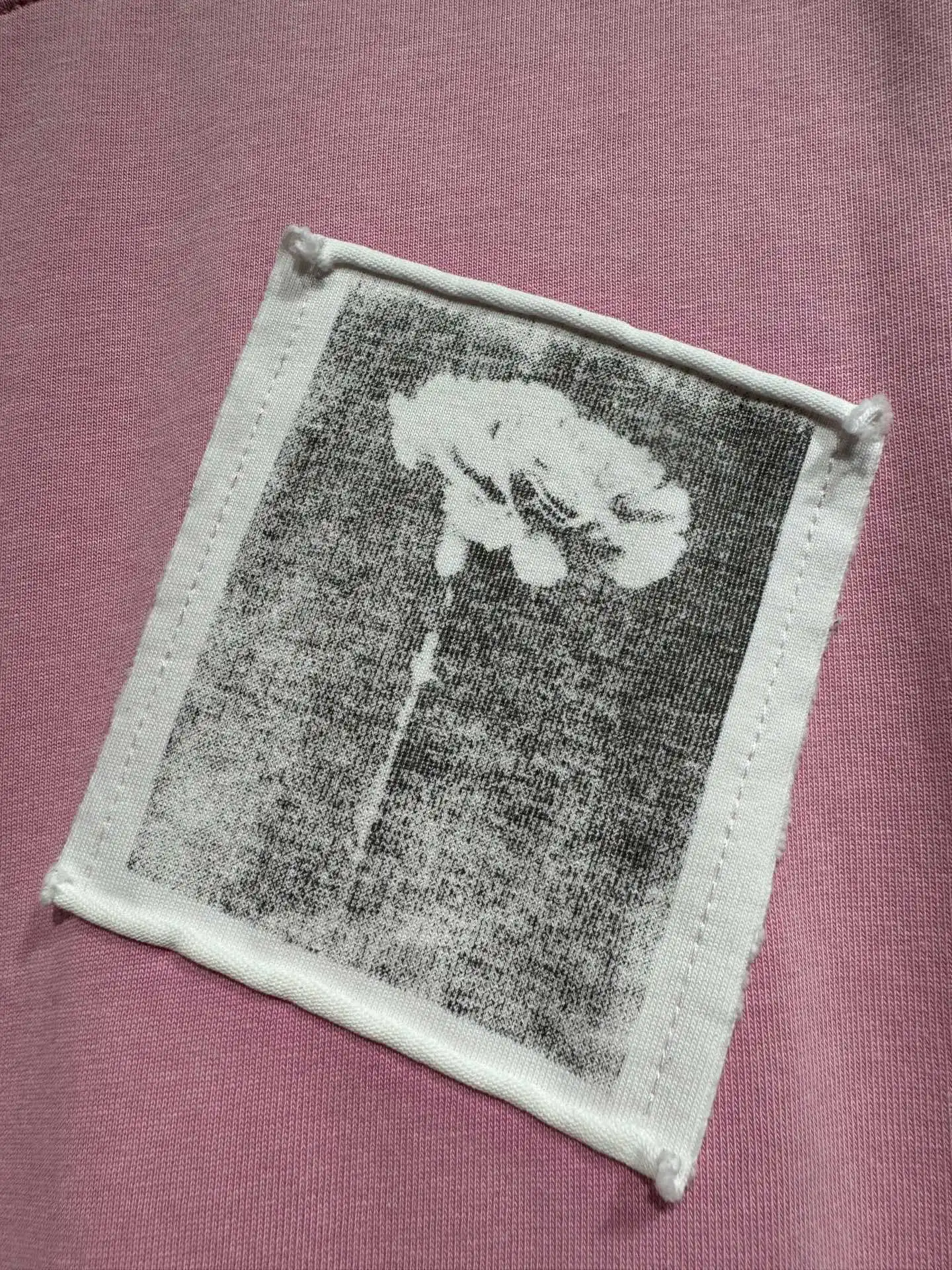 Distressed Rose Patch Oversized T-Shirt D17523028 — view 6