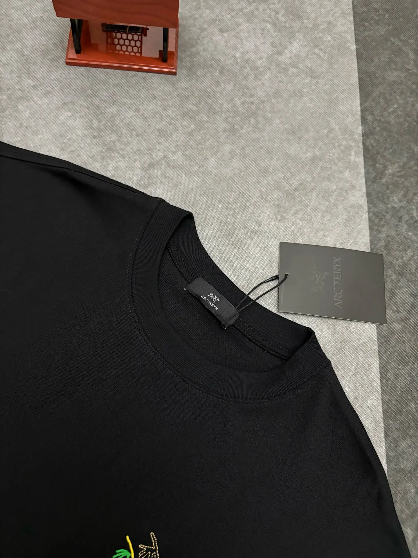 Embroidered Logo Cotton T-Shirt D17514873 — view 4