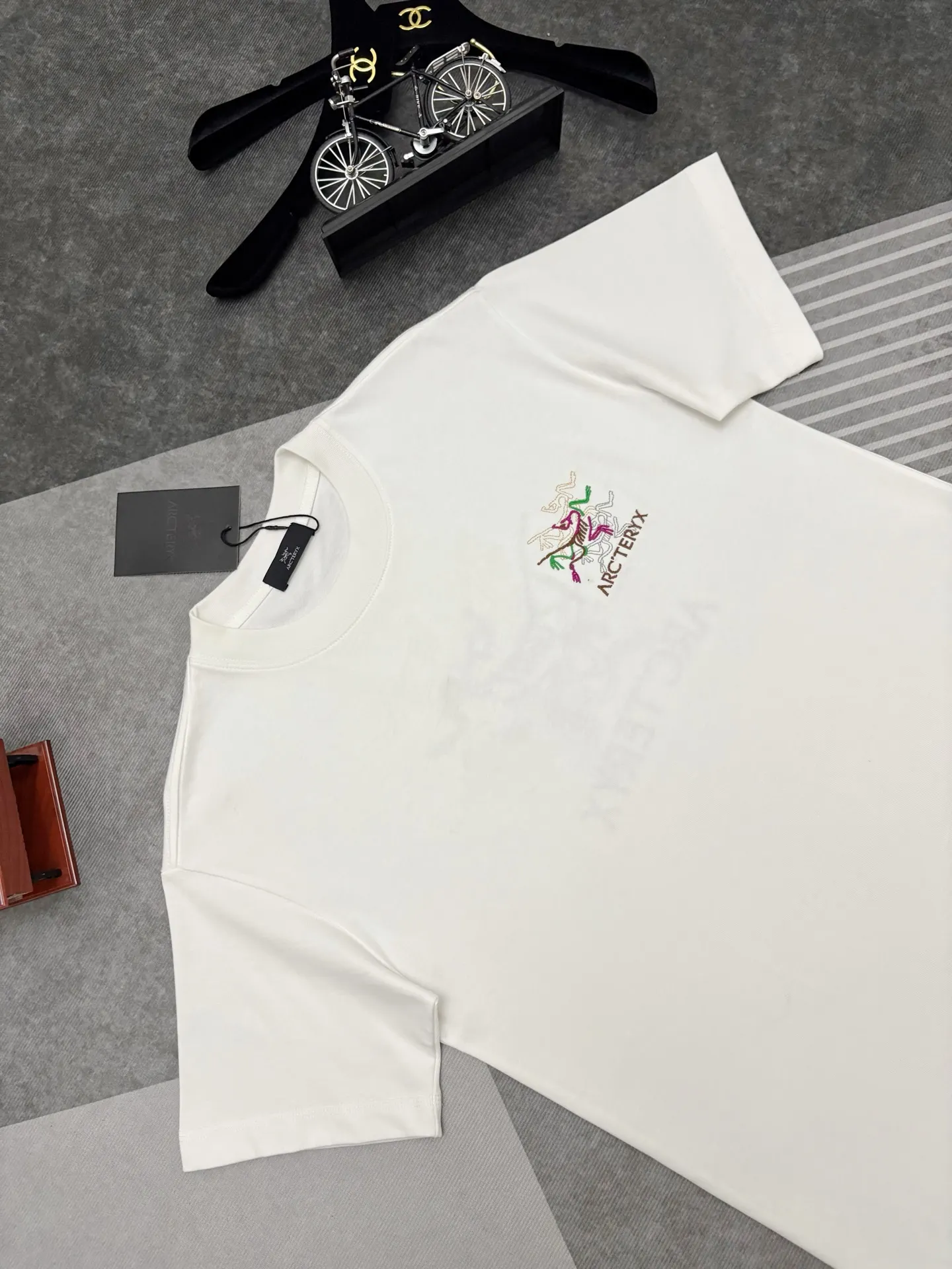 Embroidered Logo Cotton T-Shirt D17514874 — view 2