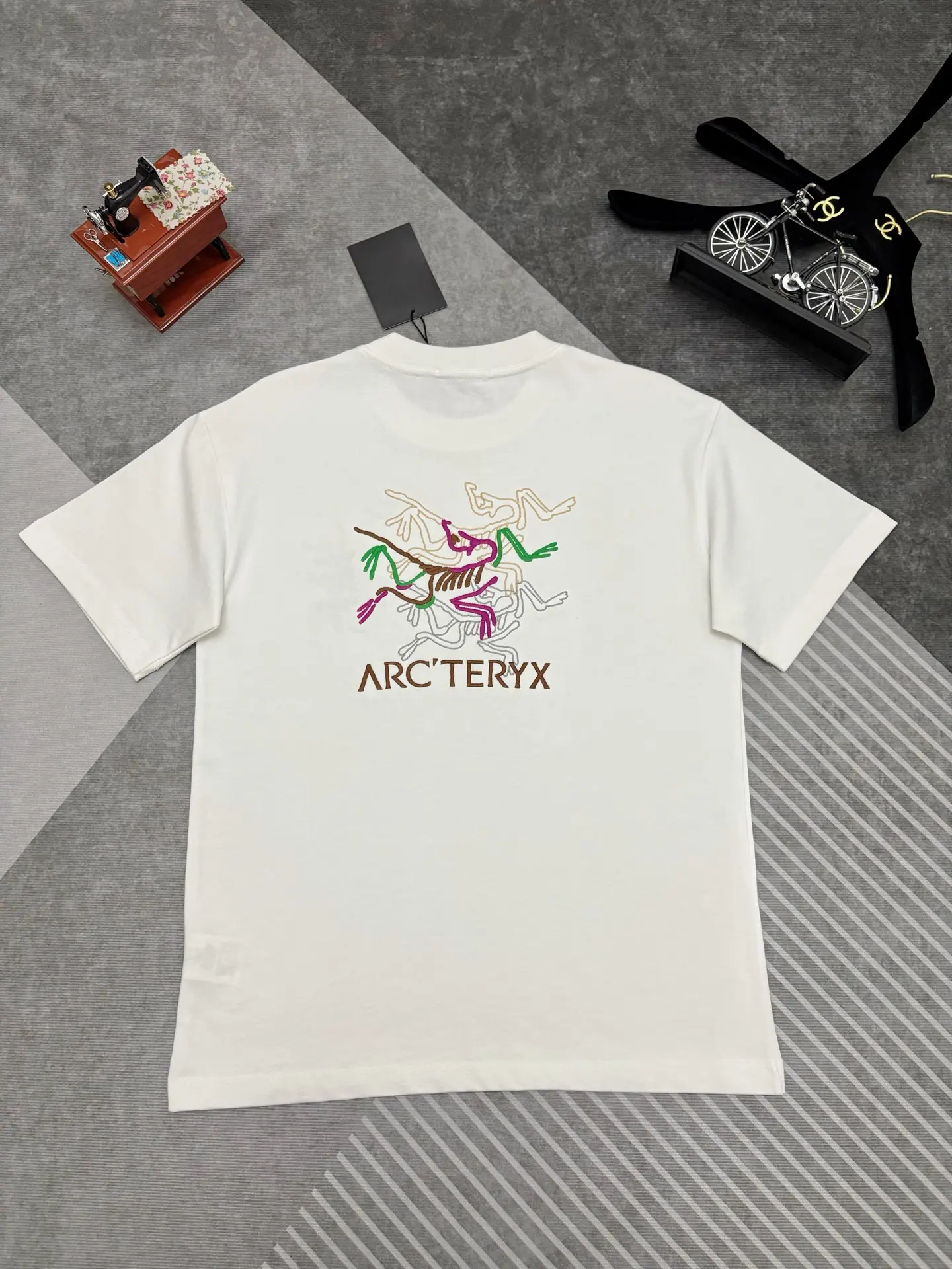 Embroidered Logo Cotton T-Shirt D17514874 — view 6
