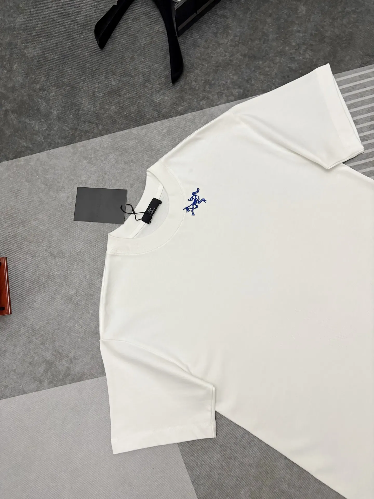 Embroidered Cotton-Jersey T-Shirt D17514879 — view 2