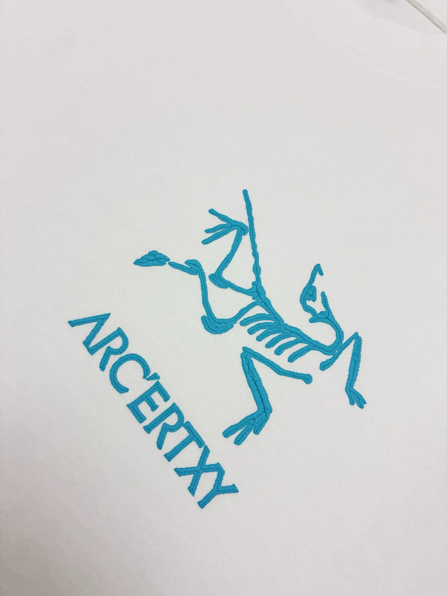 Logo-Print Cotton-Jersey T-Shirt D17514906 — view 4