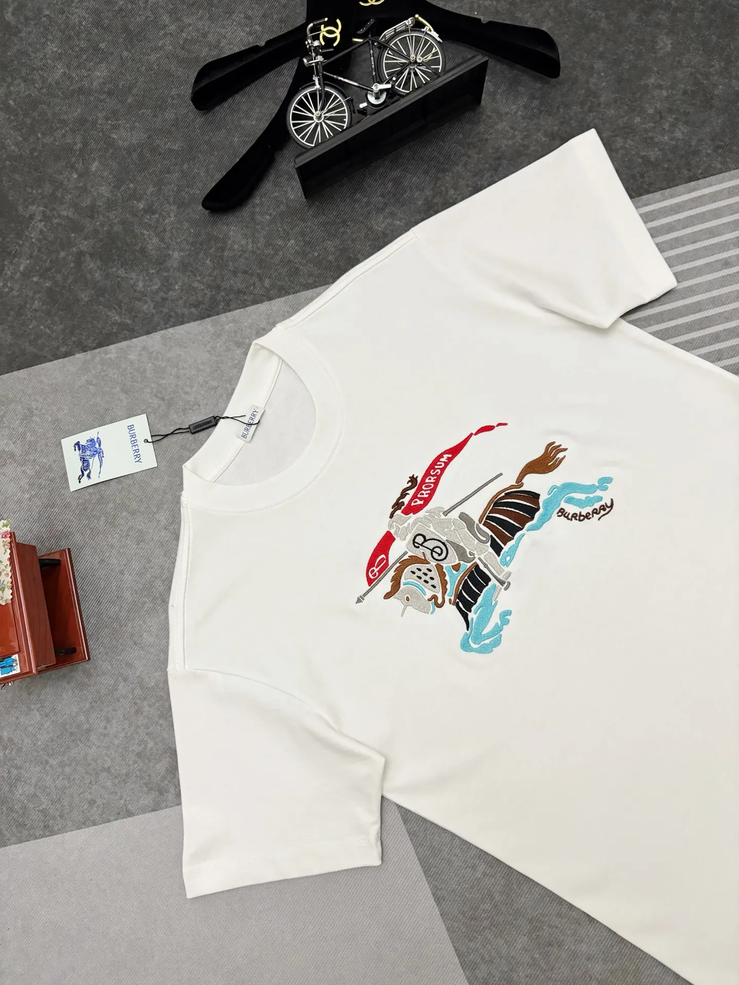 Embroidered Equestrian Knight Cotton T-Shirt D17514892 — view 2