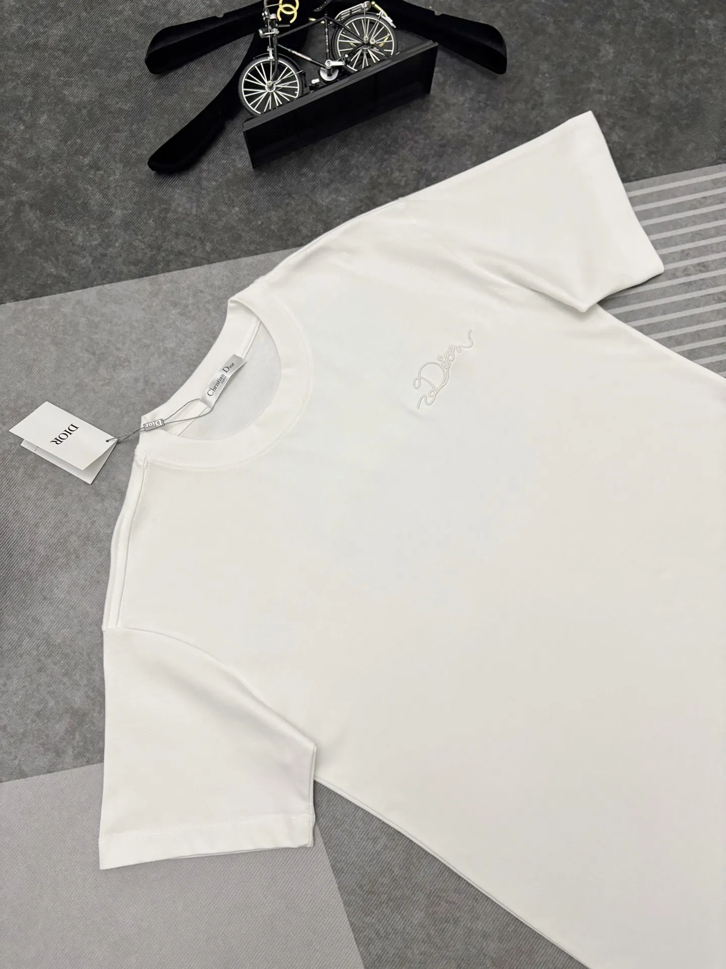 Logo Embroidered Cotton T-Shirt D17514876 — view 2