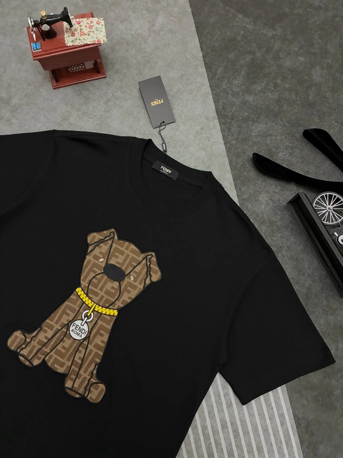 Embroidered Logo Dog Cotton T-Shirt D17514901 — view 3