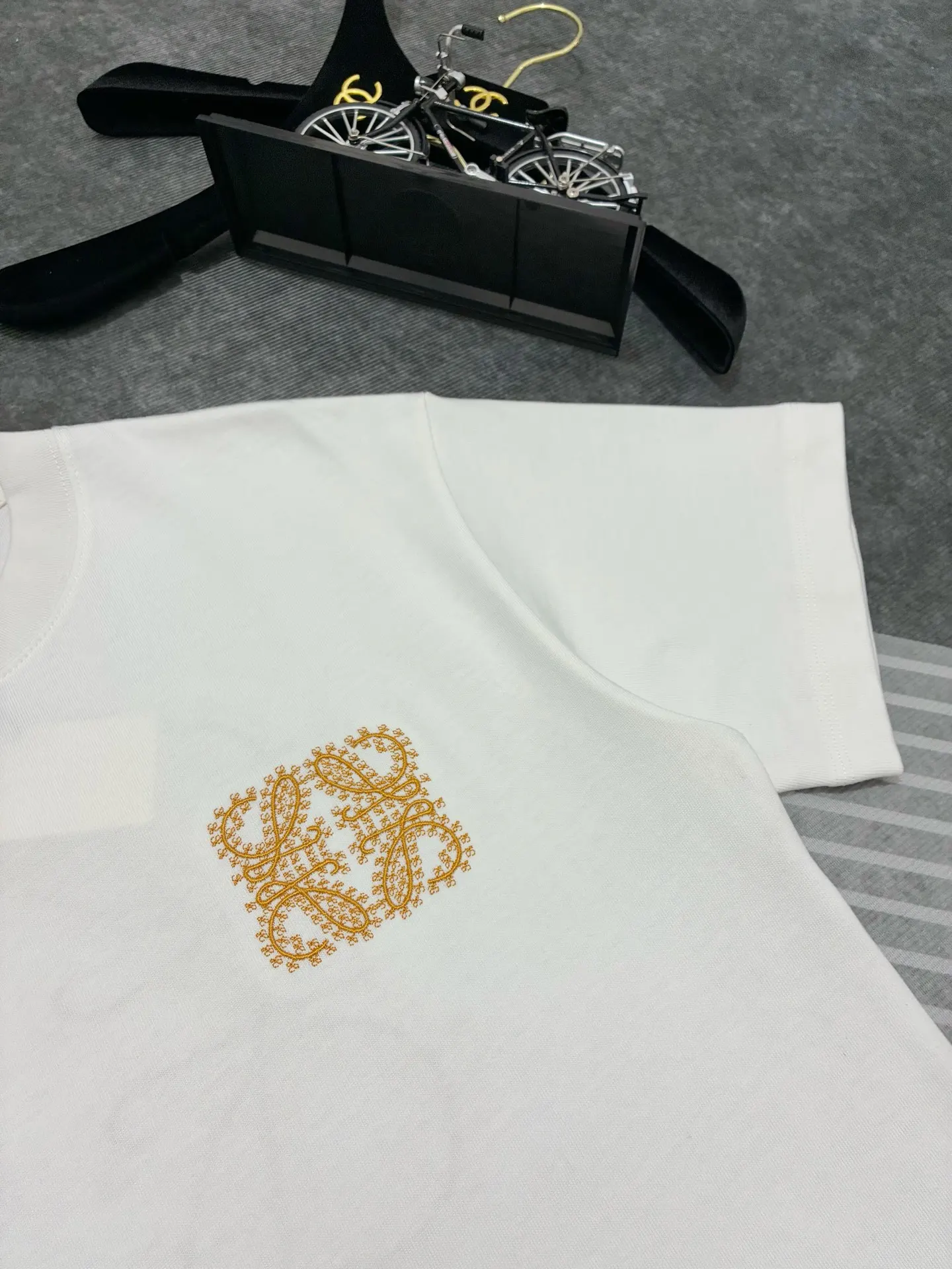 Anagram Embroidered Cotton T-Shirt D17514910 — view 3