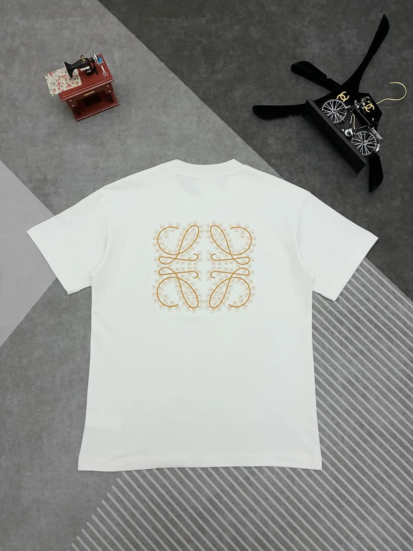 Anagram Embroidered Cotton T-Shirt D17514910 — view 5