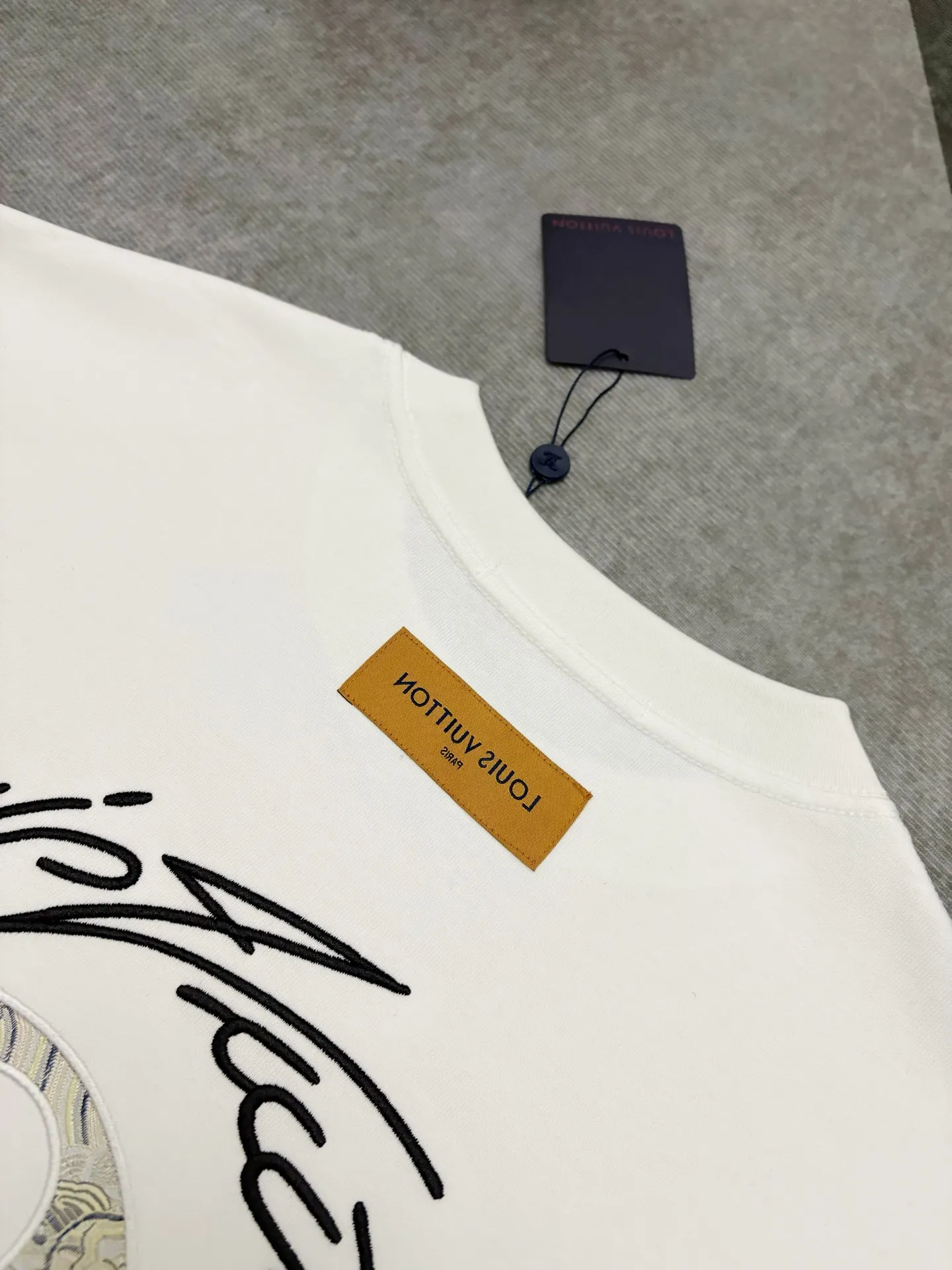 Embroidered Logo Cotton T-Shirt D17514900 — view 8