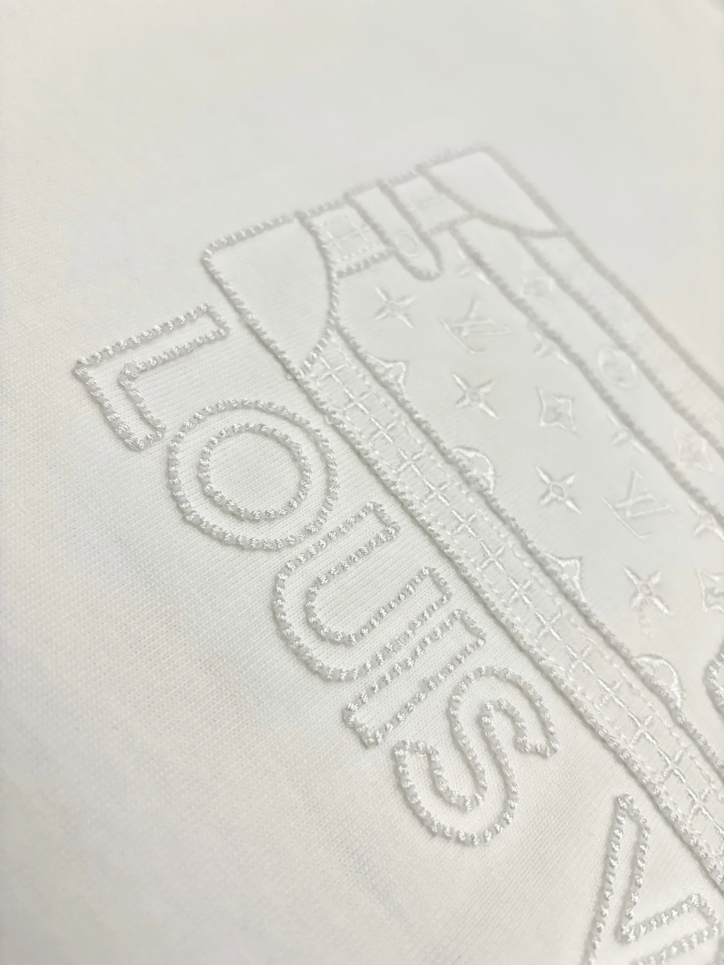 Embroidered Trunk Logo Cotton T-Shirt D17514877 — view 6