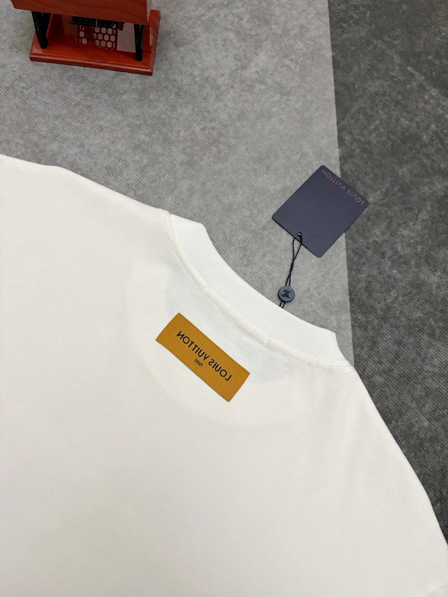 Embroidered Trunk Logo Cotton T-Shirt D17514877 — view 9